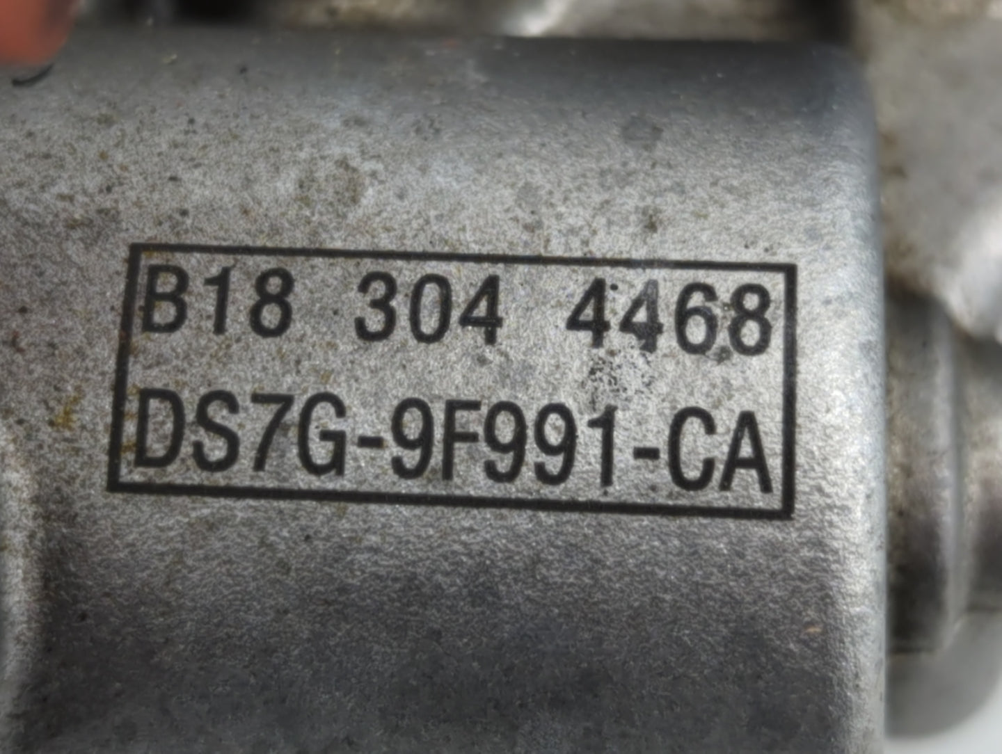 2014-2020 Ford Fusion Throttle Body P/N:B18 304 4468 DS7G-9F991-CA Fits Fits 2014 2015 2016 2017 2018 2019 2020 OEM Used Auto Parts - Oemusedautoparts1.com