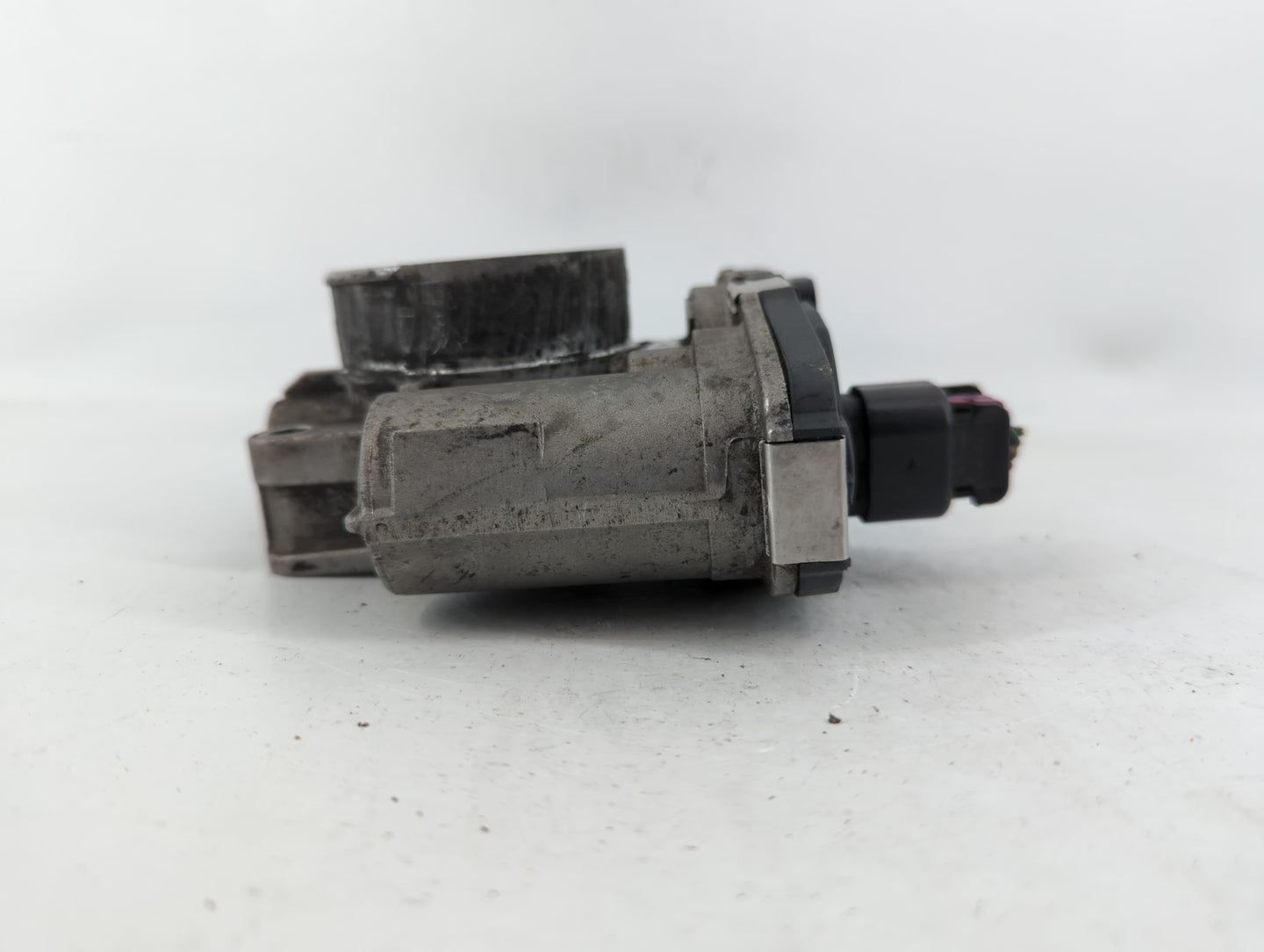 2007-2011 Chevrolet Hhr Throttle Body P/N:0337C 334AA Fits Fits 2007 2008 2009 2010 2011 OEM Used Auto Parts - Oemusedautoparts1.com