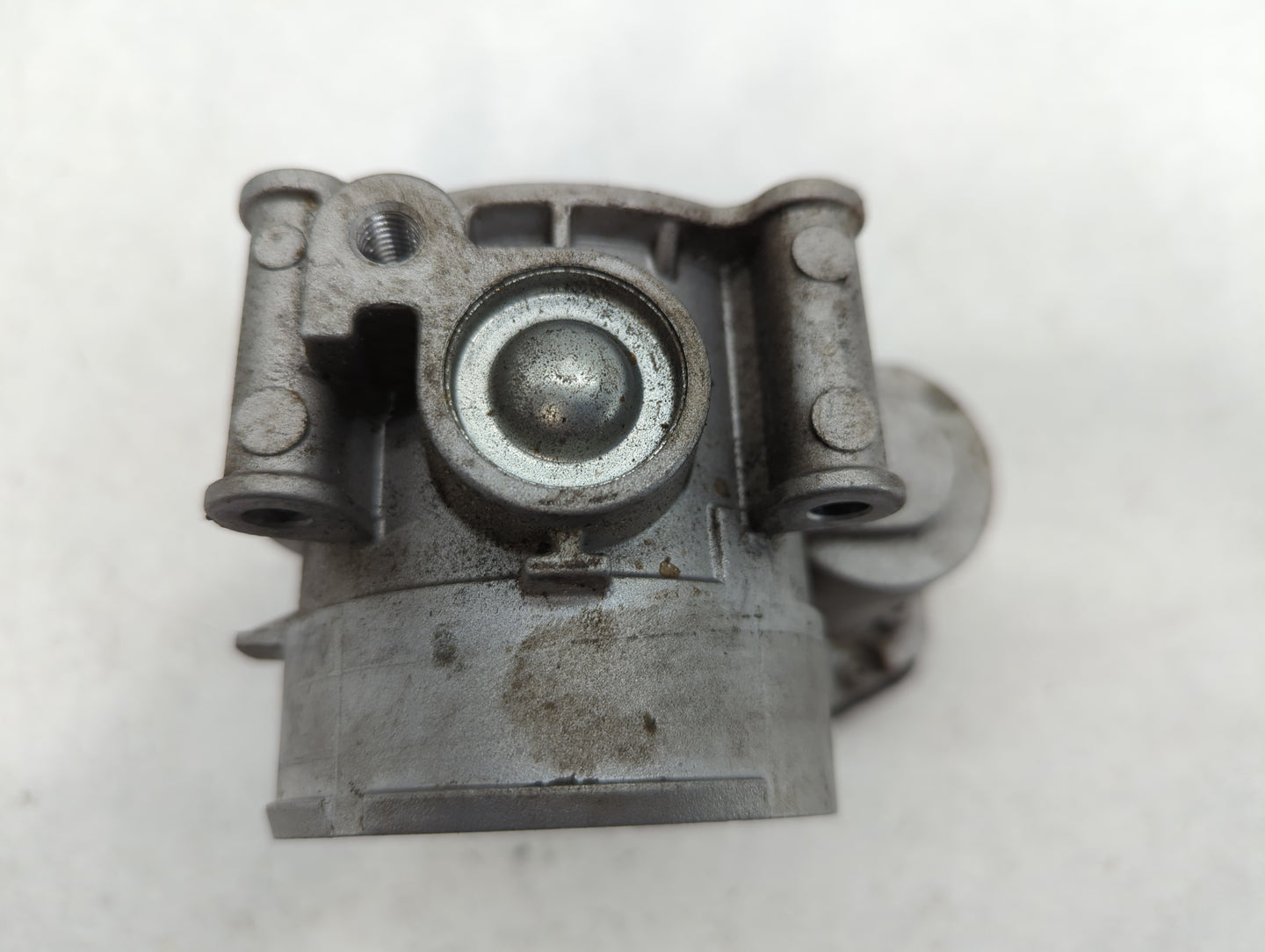 2015-2019 Ford Transit-250 Throttle Body P/N:162834002227 AT4E-9F991-EL Fits Fits 2011 2012 2013 2014 2015 2016 2017 2018 2019 OEM Used Auto Parts - Oemusedautoparts1.com