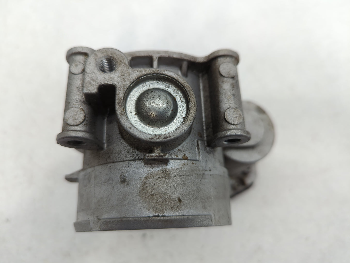 2015-2019 Ford Transit-250 Throttle Body P/N:162834002227 AT4E-9F991-EL Fits Fits 2011 2012 2013 2014 2015 2016 2017 2018 2019 OEM Used Auto Parts - Oemusedautoparts1.com