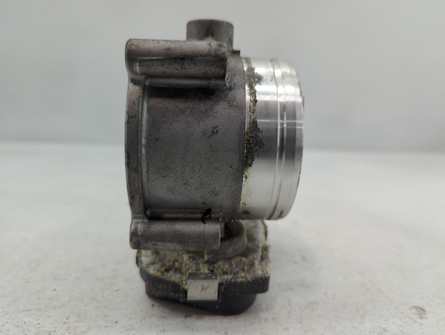 2018-2022 Volkswagen Atlas Throttle Body P/N:1563490 1563487 Fits OEM Used Auto Parts - Oemusedautoparts1.com