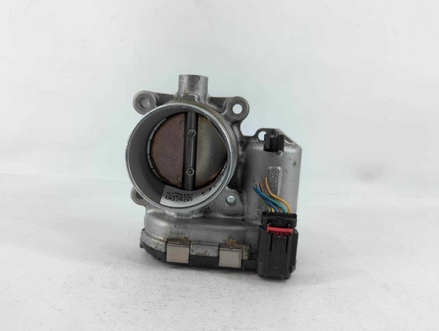 2016-2019 Ford Explorer Throttle Body P/N:AA5E-9F991-BB Fits Fits 2014 2015 2016 2017 2018 2019 2020 2021 2022 OEM Used Auto Parts - Oemusedautoparts1.com