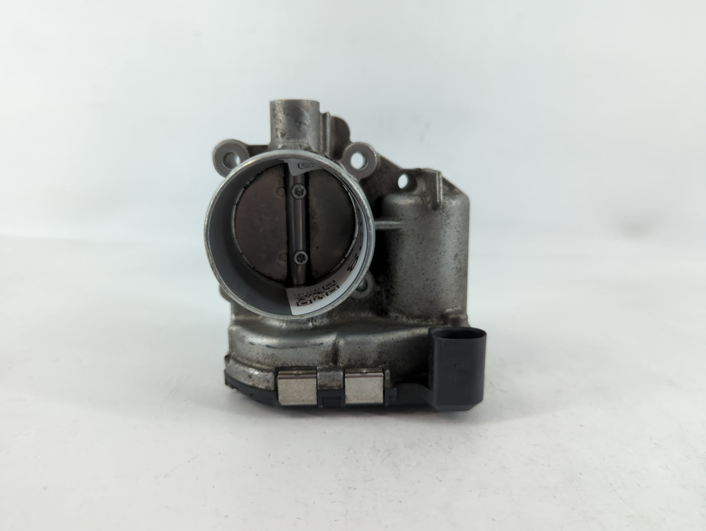 2014-2019 Ford Fiesta Throttle Body P/N:7S7G-9F991-CA Fits Fits 2013 2014 2015 2016 2017 2018 2019 OEM Used Auto Parts - Oemusedautoparts1.com