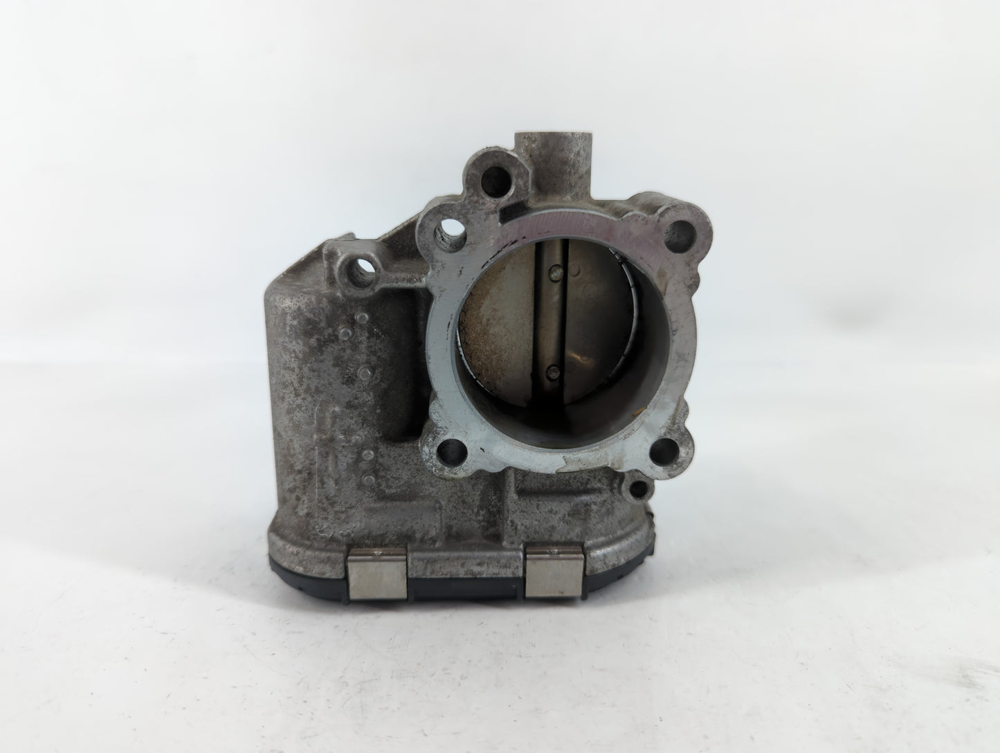 2014-2019 Ford Fiesta Throttle Body P/N:7S7G-9F991-CA Fits Fits 2013 2014 2015 2016 2017 2018 2019 OEM Used Auto Parts - Oemusedautoparts1.com