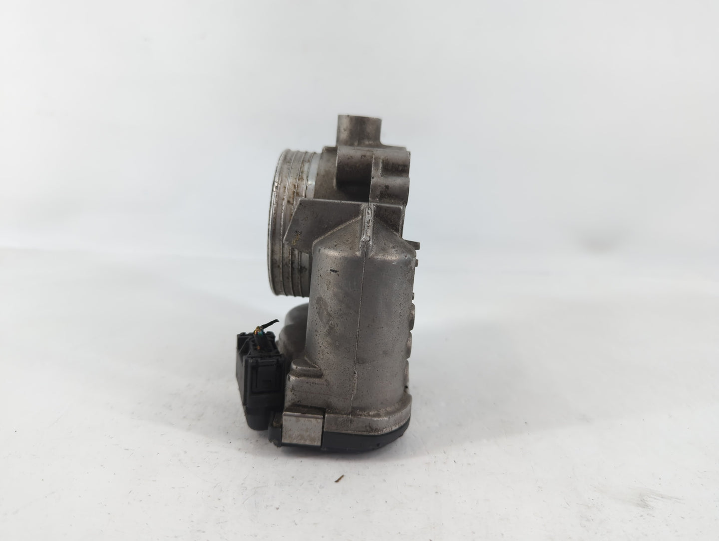 2009-2016 Volvo S60 Throttle Body P/N:30711552 0 280 750 146 Fits Fits 2008 2009 2010 2011 2012 2013 2014 2015 2016 OEM Used Auto Parts - Oemusedautoparts1.com