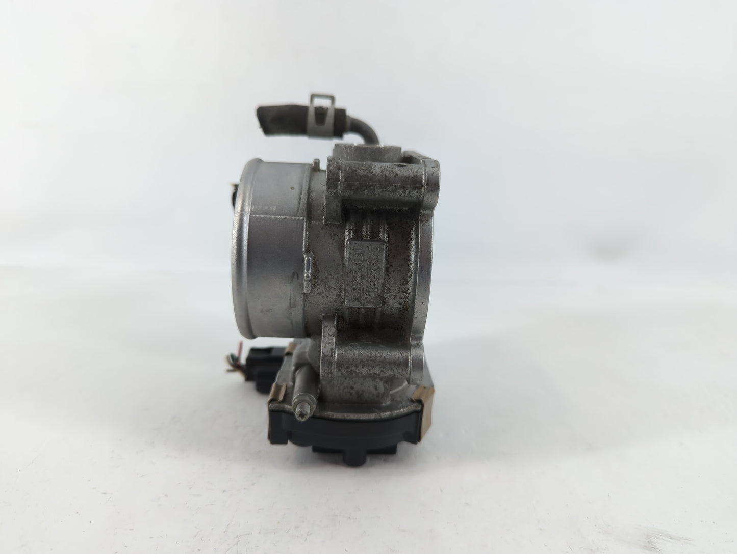 2016-2020 Infiniti Q50 Throttle Body P/N:6125 RME60-52 Fits Fits 2016 2017 2018 2019 2020 OEM Used Auto Parts - Oemusedautoparts1.com