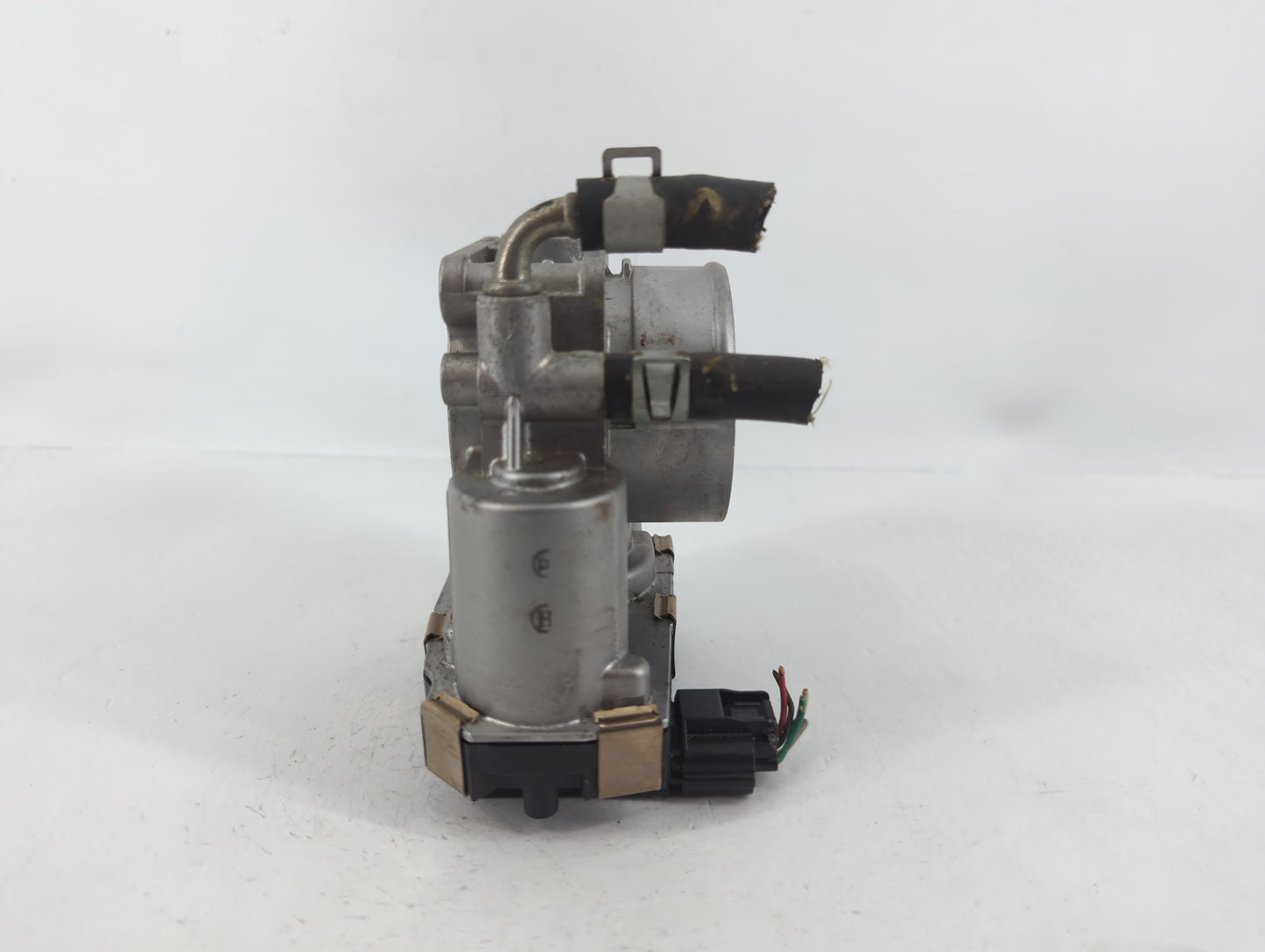2016-2020 Infiniti Q50 Throttle Body P/N:6125 RME60-52 Fits Fits 2016 2017 2018 2019 2020 OEM Used Auto Parts - Oemusedautoparts1.com