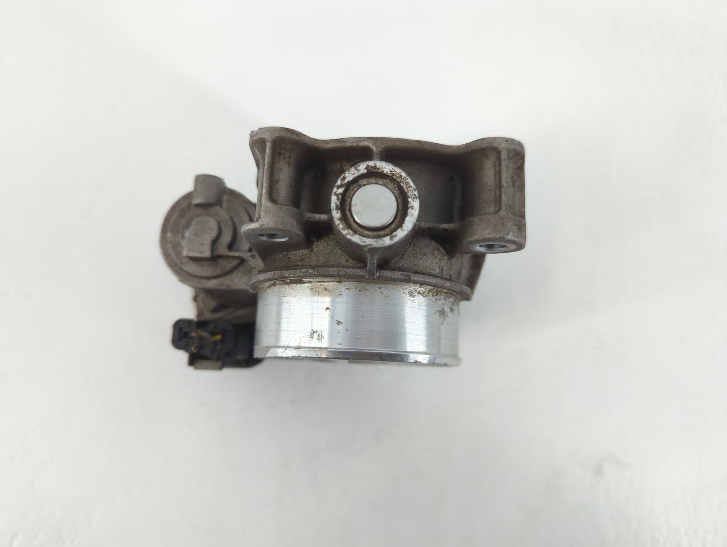 2017-2020 Buick Envision Throttle Body P/N:12670839AA Fits Fits 2013 2014 2015 2017 2018 2019 2020 OEM Used Auto Parts - Oemusedautoparts1.com