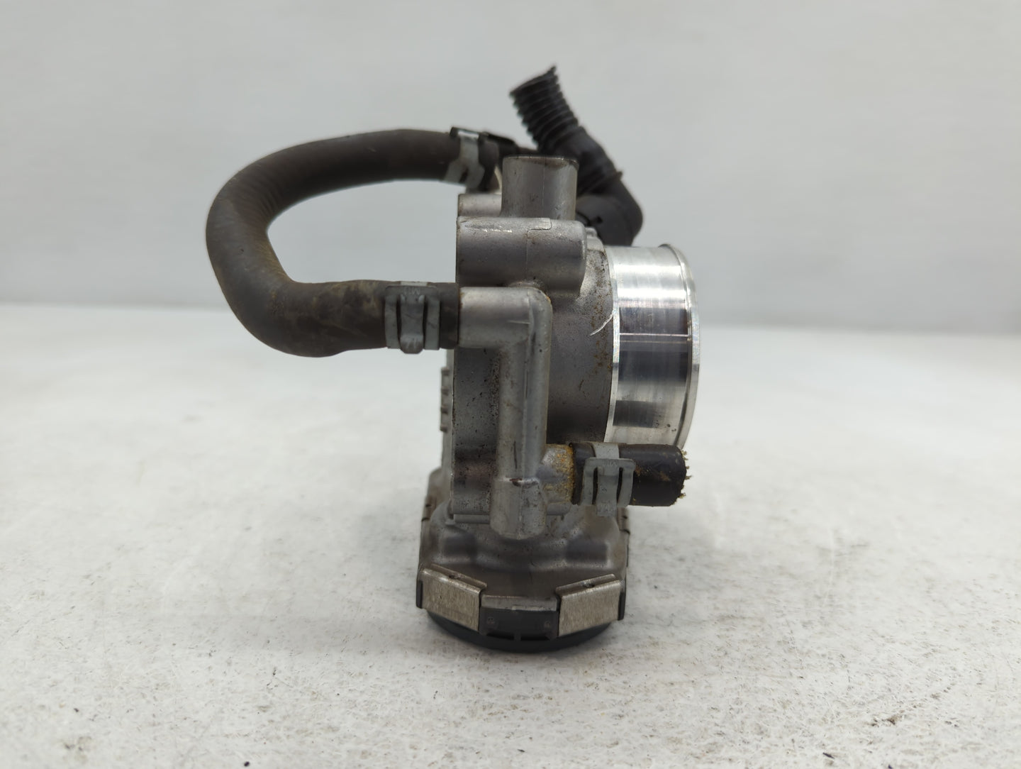 2011-2016 Chevrolet Cruze Throttle Body P/N:0 280 750 244 55561495 Fits OEM Used Auto Parts - Oemusedautoparts1.com