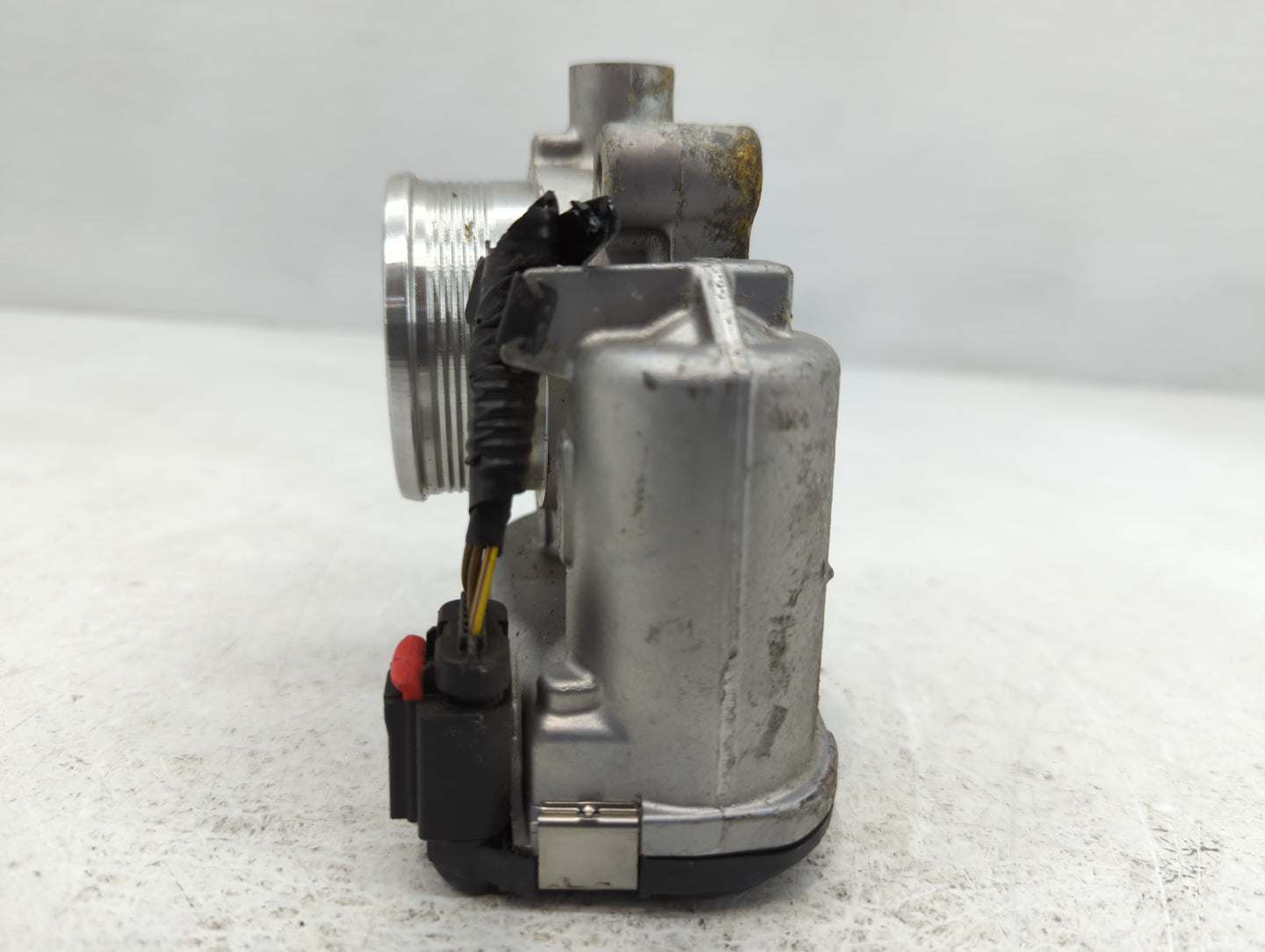 2017-2020 Lincoln Mkz Throttle Body P/N:DS7E-9F991-BB Fits Fits 2014 2015 2016 2017 2018 2019 2020 2021 2022 OEM Used Auto Parts - Oemusedautoparts1.com