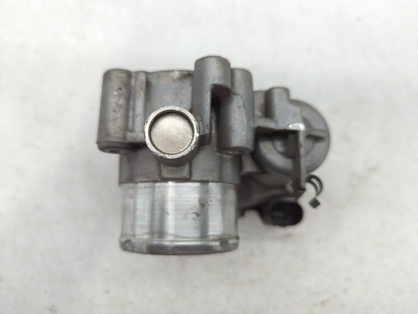 2013-2016 Ford Escape Throttle Body P/N:7S7G-9F991-CA Fits Fits 2012 2013 2014 2015 2016 2017 OEM Used Auto Parts - Oemusedautoparts1.com