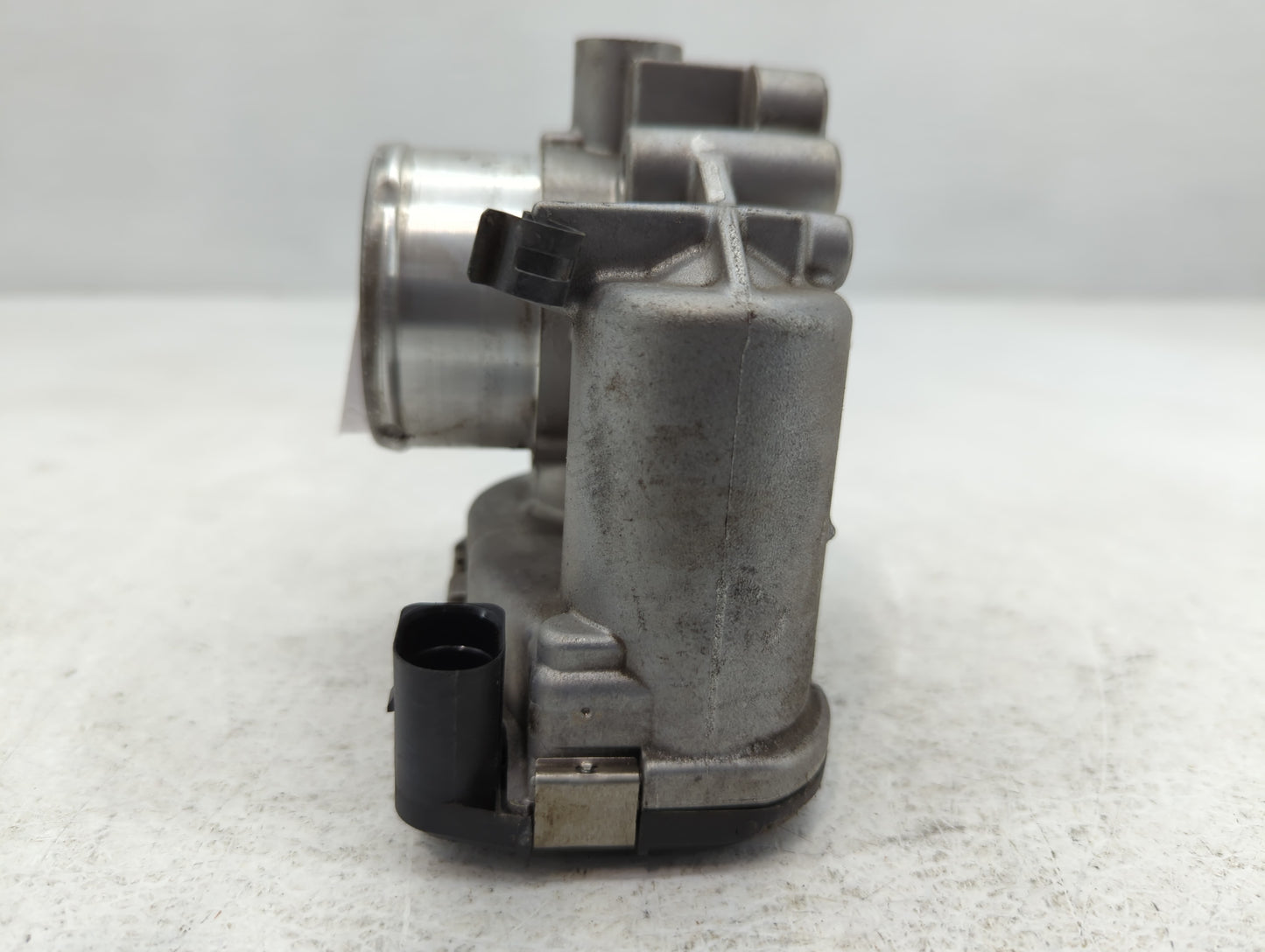 2013-2016 Ford Escape Throttle Body P/N:7S7G-9F991-CA Fits Fits 2012 2013 2014 2015 2016 2017 OEM Used Auto Parts - Oemusedautoparts1.com