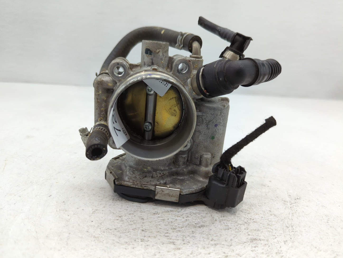 2011-2016 Chevrolet Cruze Throttle Body P/N:55 561495 Fits Fits 2011 2012 2013 2014 2015 2016 2017 2018 2019 2020 2021 OEM Used Auto Parts - Oemusedautoparts1.com