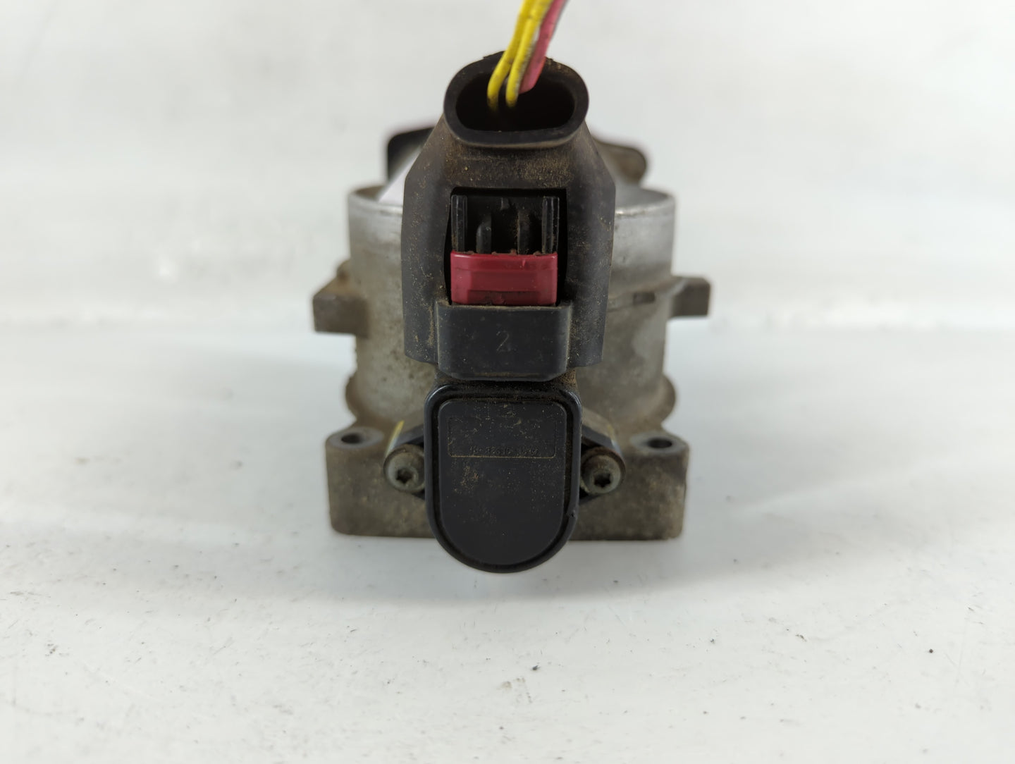 2007 Ford Expedition Throttle Body P/N:020206 2 1080149 02R, 6L3E-AA Fits Fits 2004 2005 2006 2008 2009 2010 OEM Used Auto Parts - Oemusedautoparts1.com