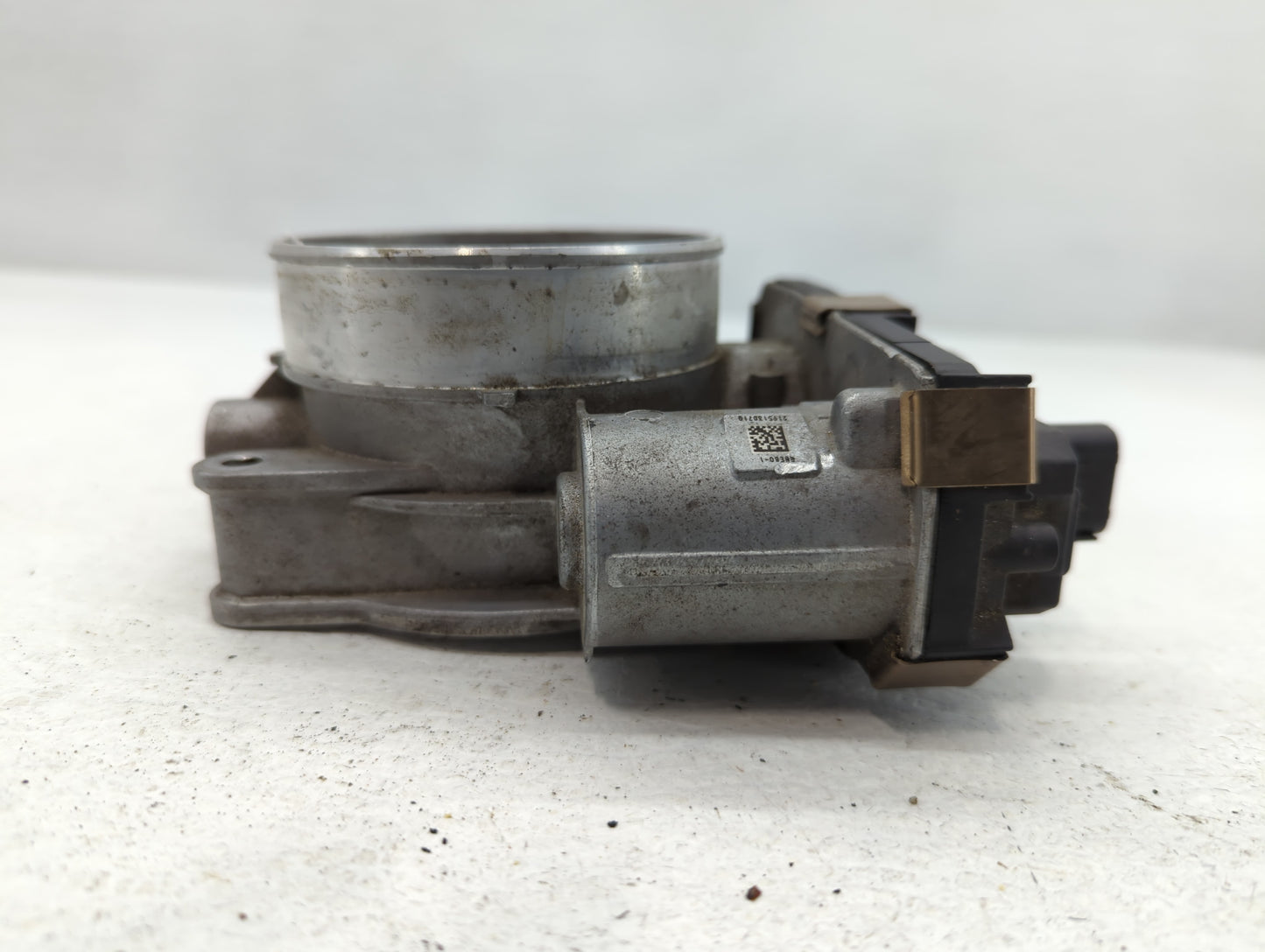 2014-2022 Chevrolet Silverado 1500 Throttle Body P/N:12617792 Fits Fits 2014 2015 2016 2017 2018 2019 2020 2021 2022 OEM Used Auto Parts - Oemusedautoparts1.com