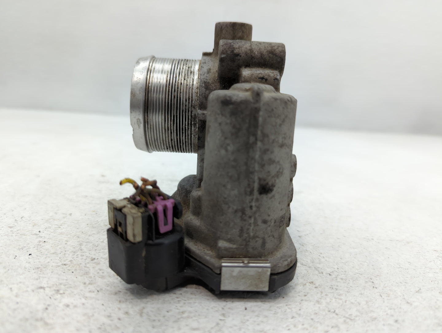 2013-2021 Buick Encore Throttle Body P/N:0 280 750 581 55 581662 Fits Fits 2011 2012 2013 2014 2015 2016 2017 2018 2019 2020 2021 OEM Used Auto Parts - Oemusedautoparts1.com