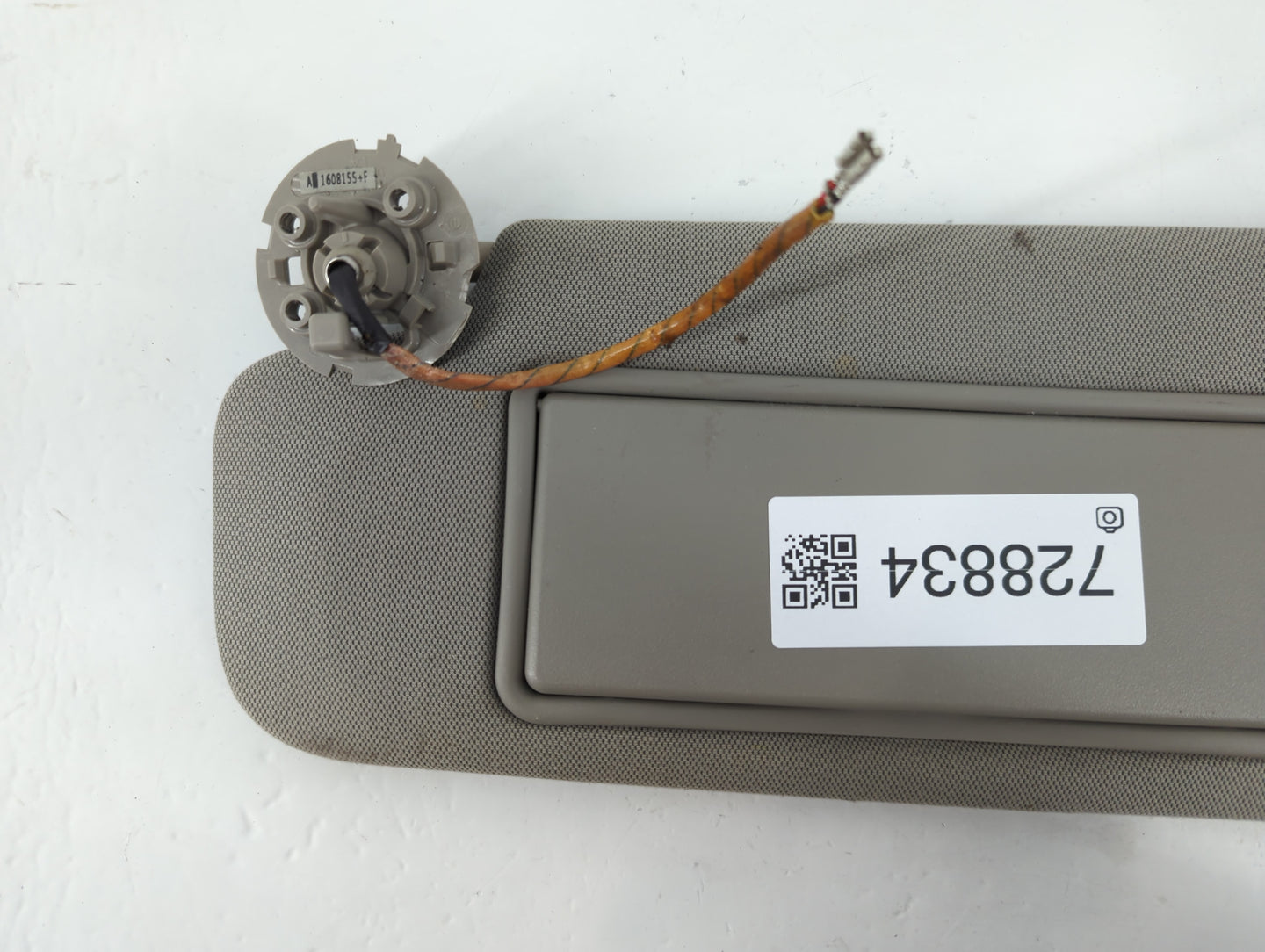 2014-2019 Cadillac Cts Sun Visor Shade Replacement Driver Left Mirror Fits Fits 2014 2015 2016 2017 2018 2019 OEM Used Auto Parts - Oemusedautoparts1.com