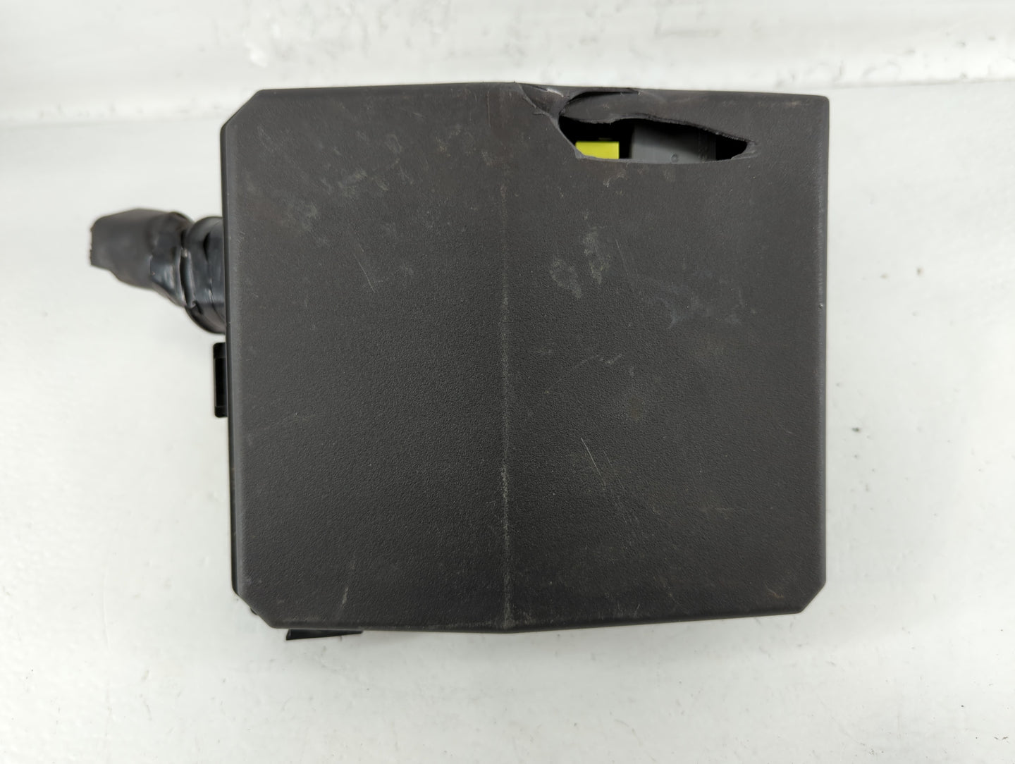 2012-2017 Mitsubishi Outlander Sport Fusebox Fuse Box Panel Relay Module P/N:8565A268 Fits Fits 2012 2013 2014 2015 2016 2017 OEM Used Auto Parts - Oemusedautoparts1.com