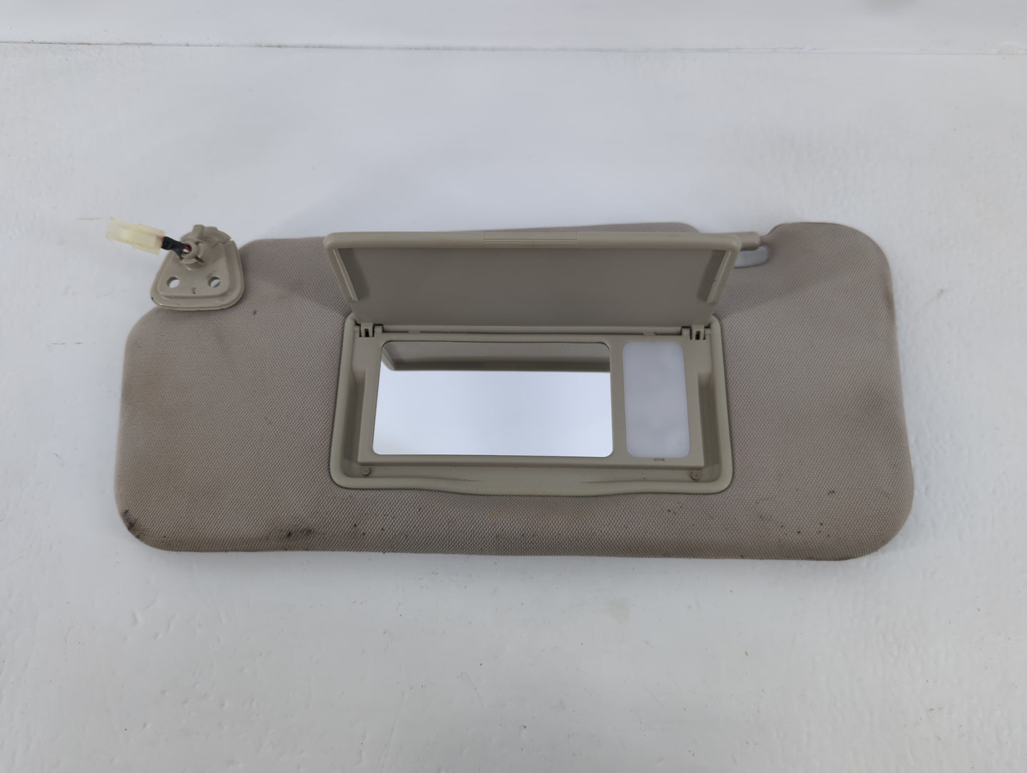 2009-2014 Nissan Murano Sun Visor Shade Replacement Driver Left Mirror Fits Fits 2009 2010 2011 2012 2013 2014 OEM Used Auto Parts - Oemusedautoparts1.com