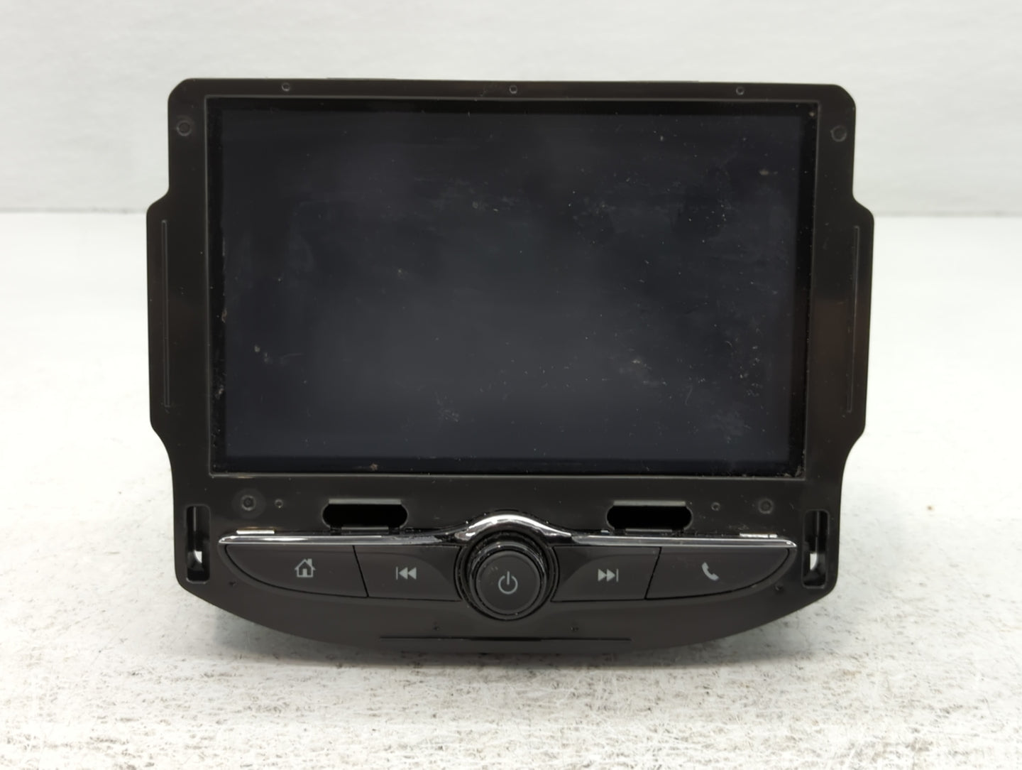 2017-2018 Chevrolet Cruze Radio AM FM Cd Player Receiver Replacement P/N:42554671 Fits Fits 2017 2018 2019 2020 2021 OEM Used Auto Parts - Oemusedautoparts1.com