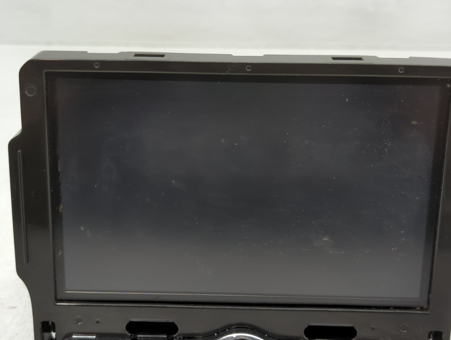 2017-2018 Chevrolet Cruze Radio AM FM Cd Player Receiver Replacement P/N:42554671 Fits Fits 2017 2018 2019 2020 2021 OEM Used Auto Parts - Oemusedautoparts1.com