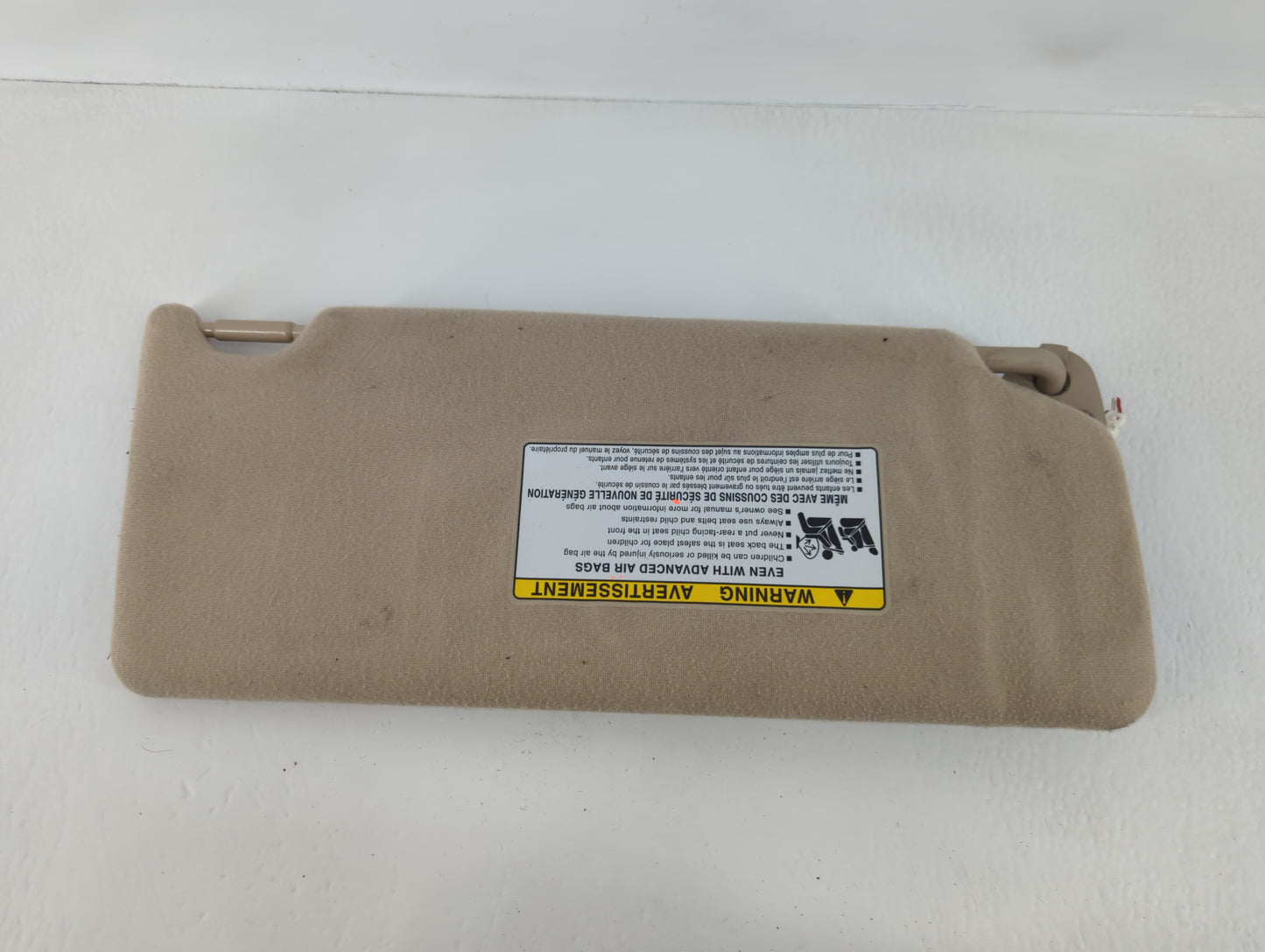 2005-2012 Toyota Avalon Sun Visor Shade Replacement Passenger Right Mirror Fits Fits 2005 2006 2007 2008 2009 2010 2011 2012 OEM Used Auto Parts - Oemusedautoparts1.com