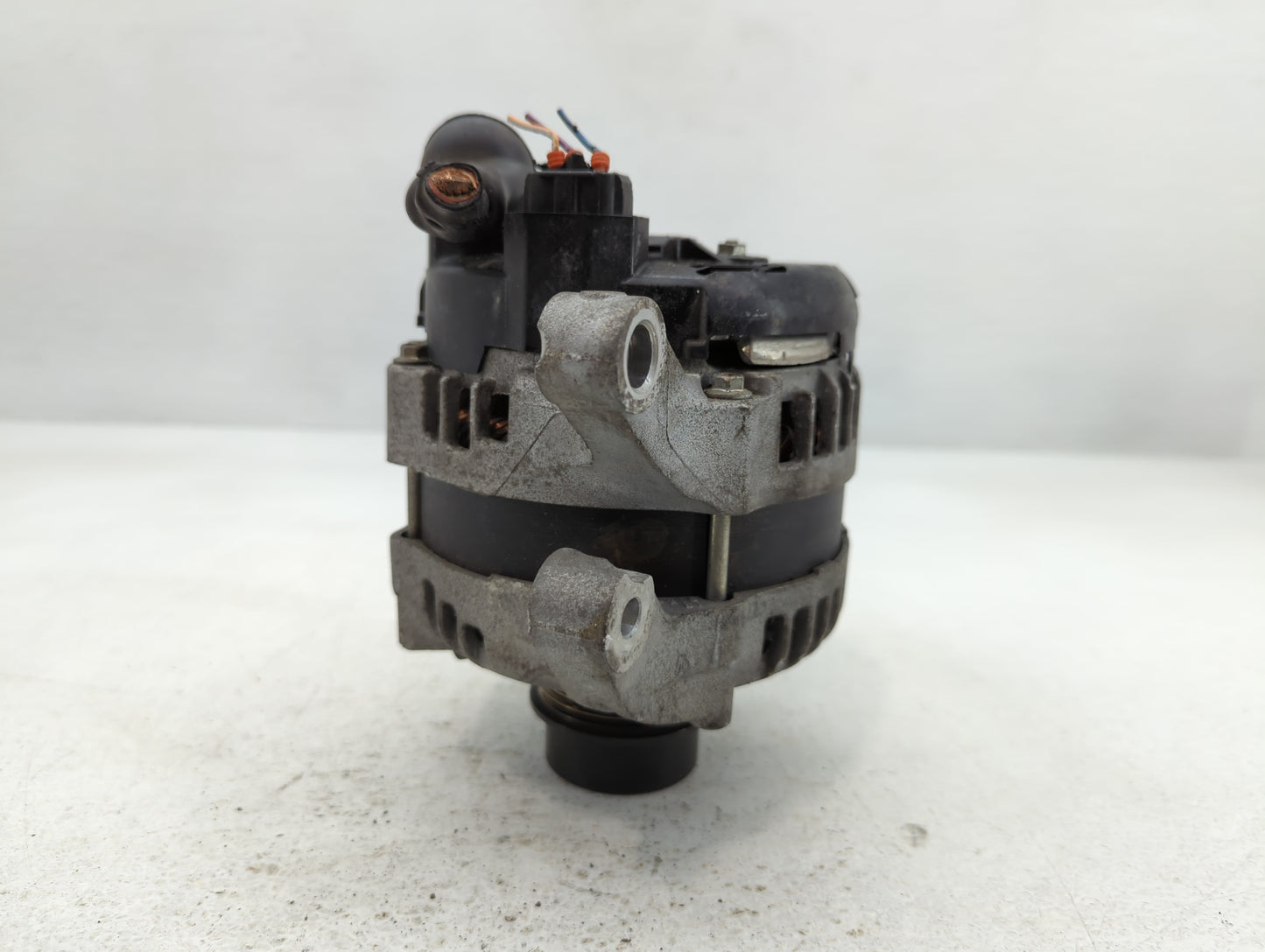 2015-2019 Lincoln Mkc Alternator Replacement Generator Charging Assembly Engine OEM P/N:G2GT-10300-AA Fits OEM Used Auto Parts - Oemusedautoparts1.com