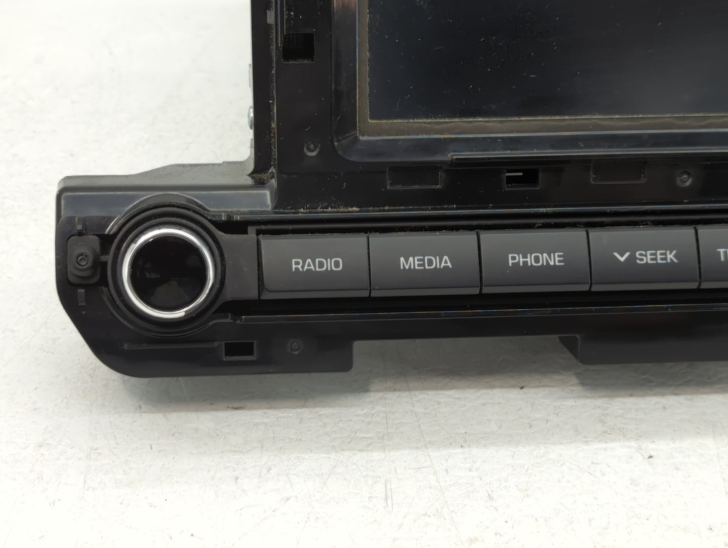 2017-2018 Hyundai Elantra Radio AM FM Cd Player Receiver Replacement P/N:96160-F2110UAT Fits Fits 2017 2018 OEM Used Auto Parts - Oemusedautoparts1.com