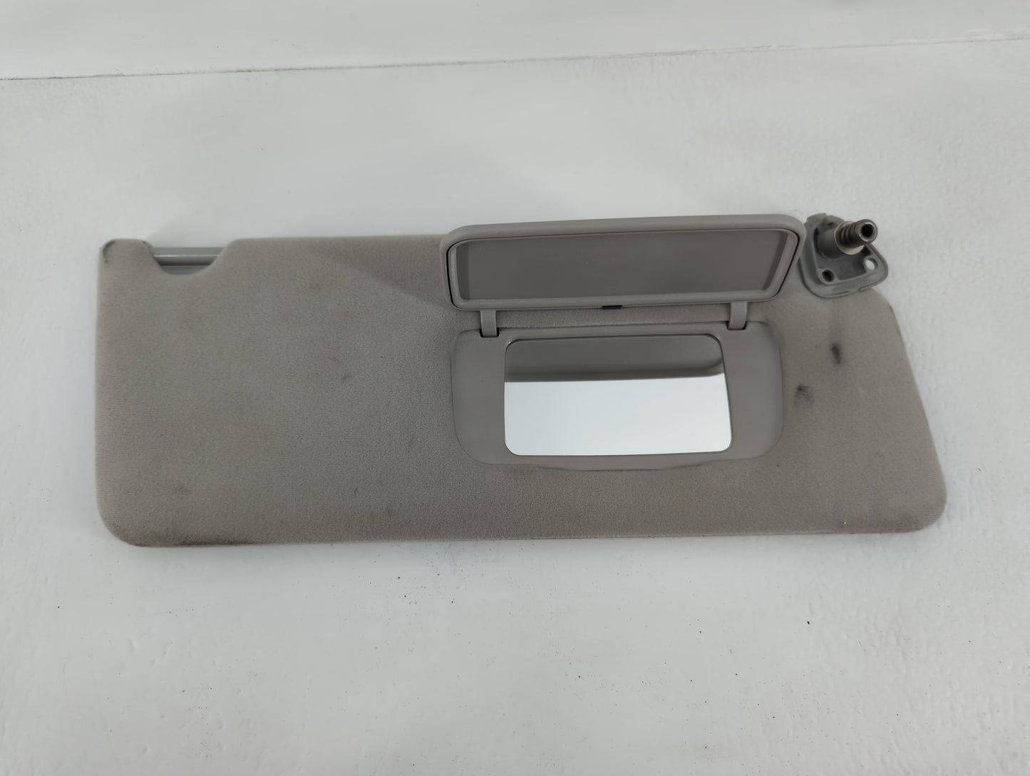 2002-2006 Toyota Camry Sun Visor Shade Replacement Passenger Right Mirror Fits Fits 2002 2003 2004 2005 2006 OEM Used Auto Parts - Oemusedautoparts1.com