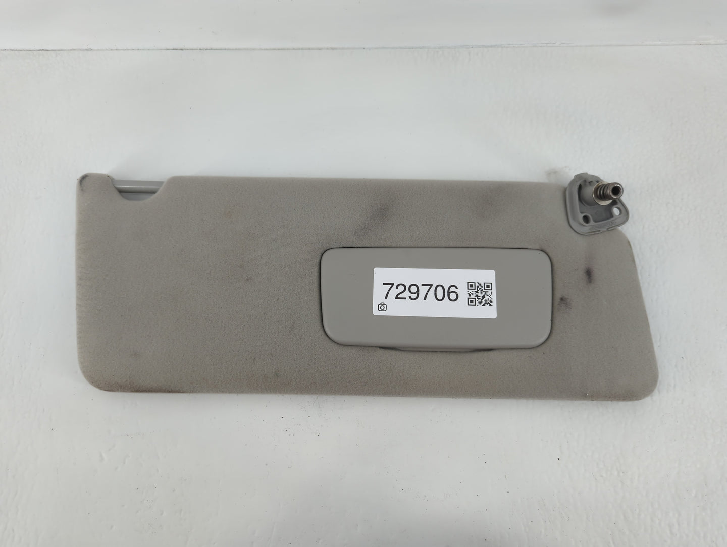 2002-2006 Toyota Camry Sun Visor Shade Replacement Passenger Right Mirror Fits Fits 2002 2003 2004 2005 2006 OEM Used Auto Parts - Oemusedautoparts1.com