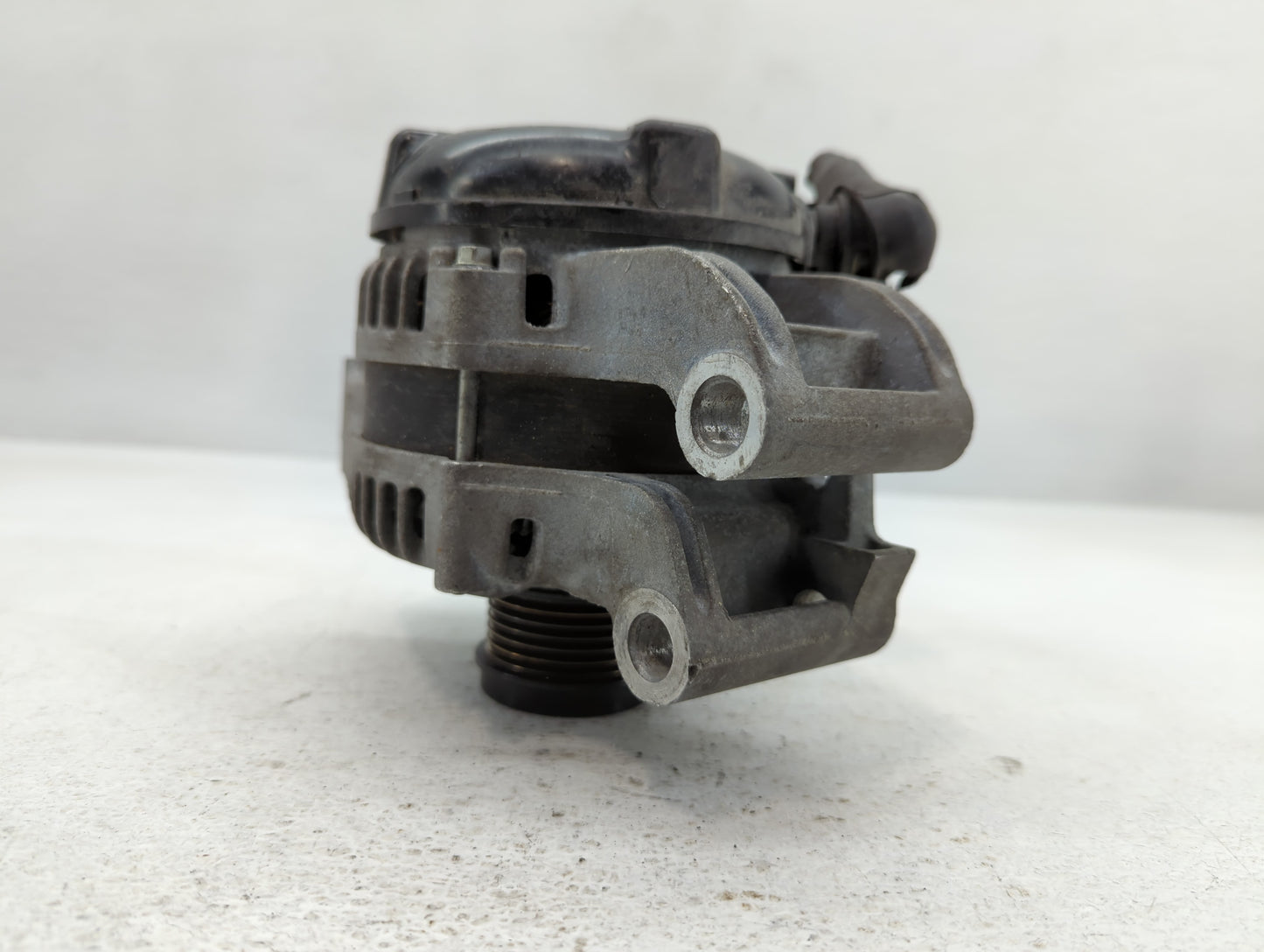 2013-2019 Ford Escape Alternator Replacement Generator Charging Assembly Engine OEM P/N:TN104210-2330 CJ5T-10300-BB Fits OEM Used Auto Parts - Oemusedautoparts1.com