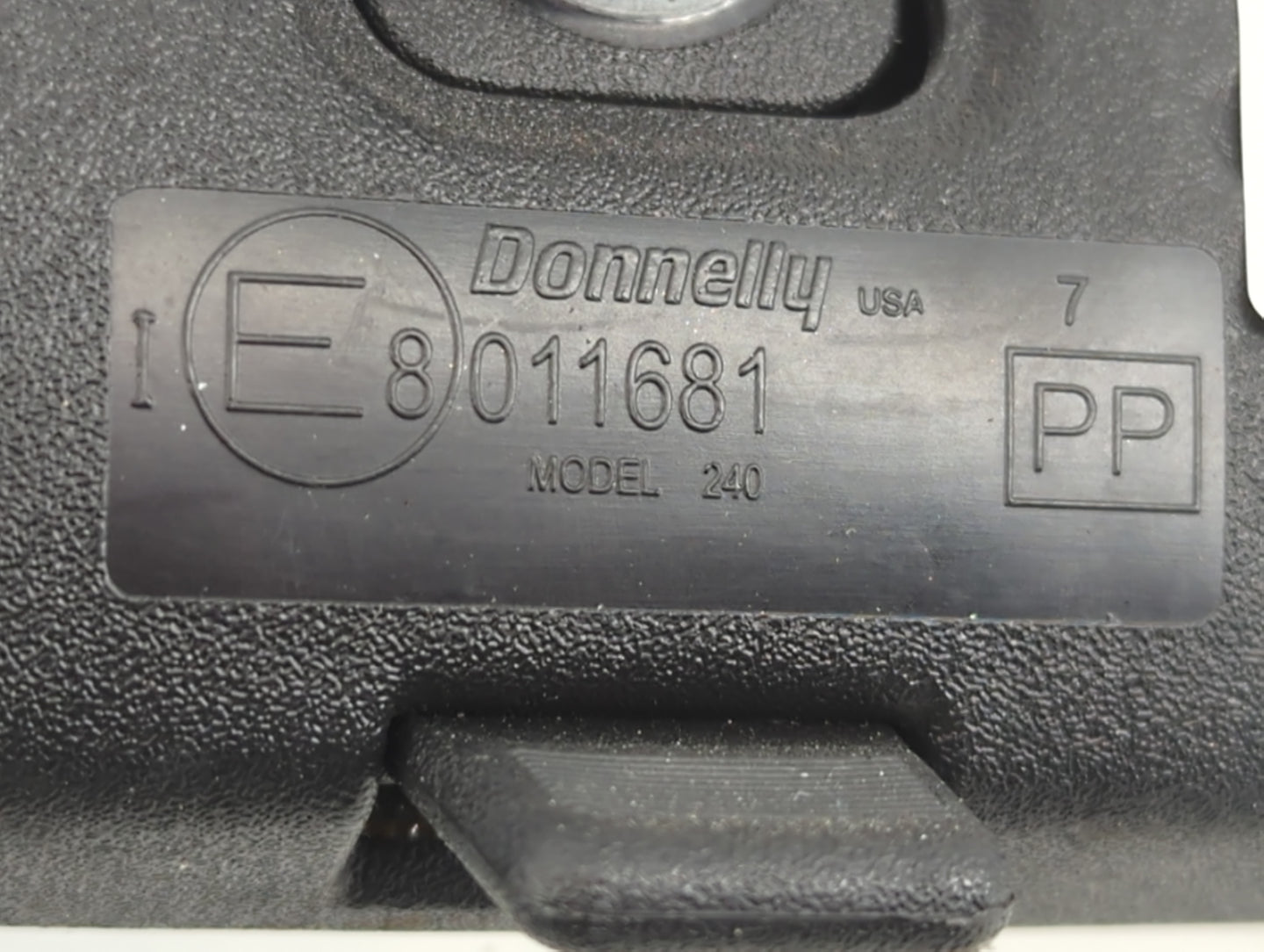 2014-2022 Nissan Rogue Interior Rear View Mirror Replacement OEM P/N:IE8011681 Fits OEM Used Auto Parts - Oemusedautoparts1.com