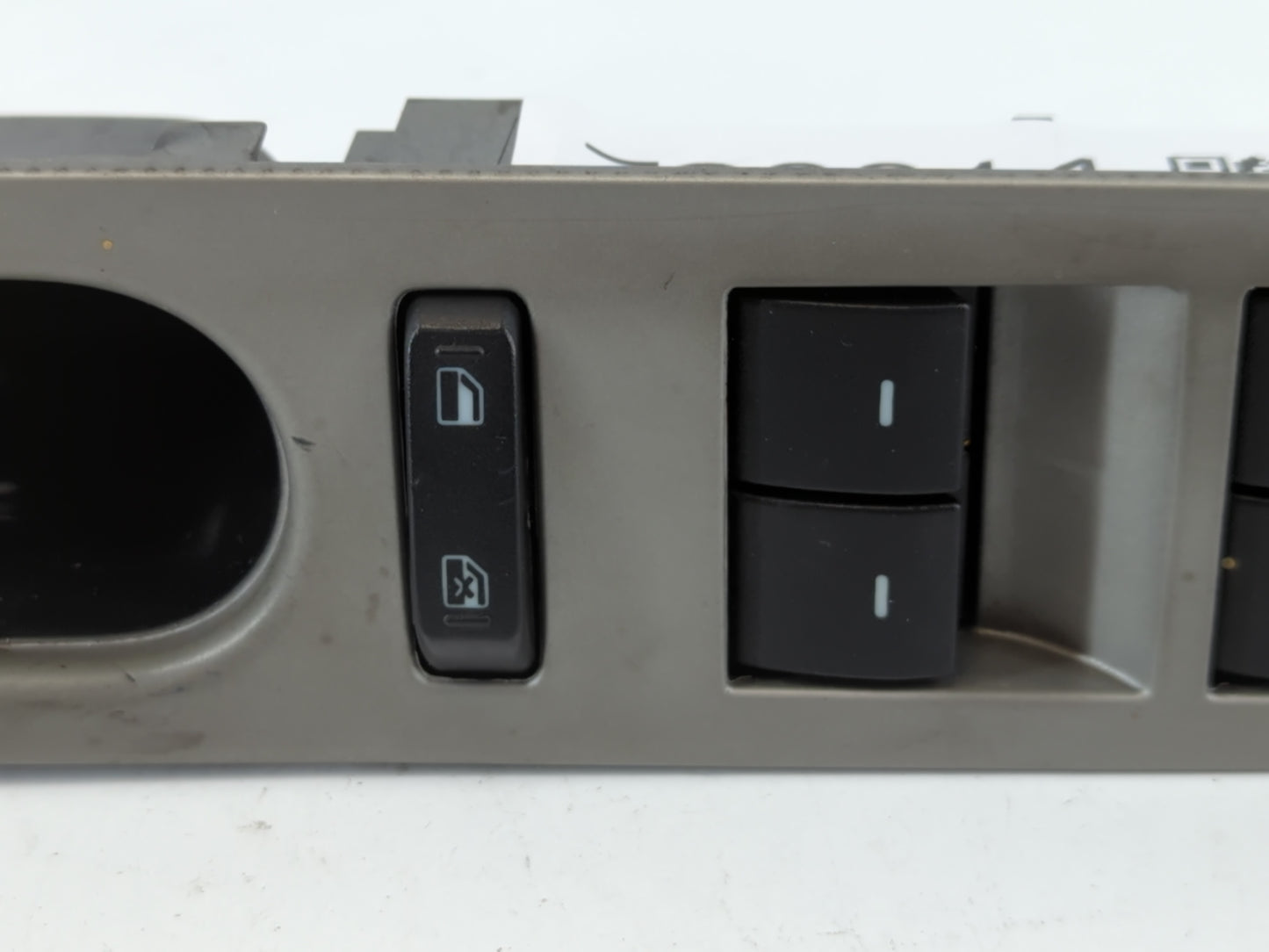 2010-2012 Ford Fusion Master Power Window Switch Replacement Driver Side Left P/N:9E5T-14540-AAW Fits Fits 2010 2011 2012 OEM Used Auto Parts - Oemusedautoparts1.com