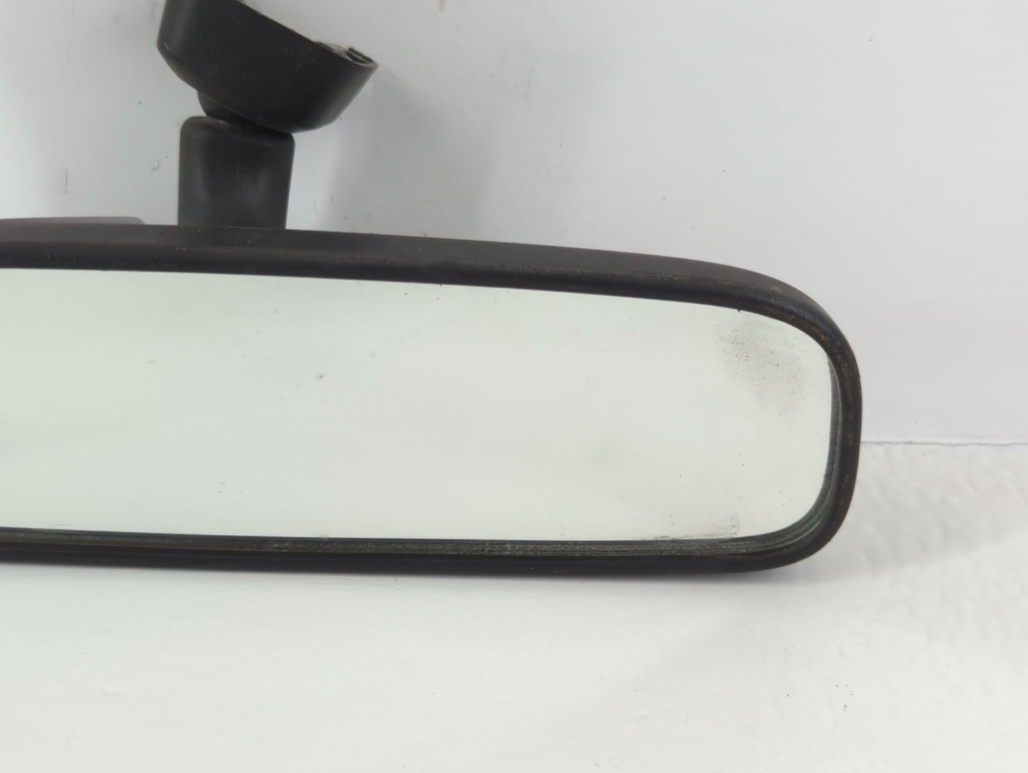 2004-2015 Toyota Rav4 Interior Rear View Mirror Replacement OEM P/N:IE4022197 Fits OEM Used Auto Parts - Oemusedautoparts1.com