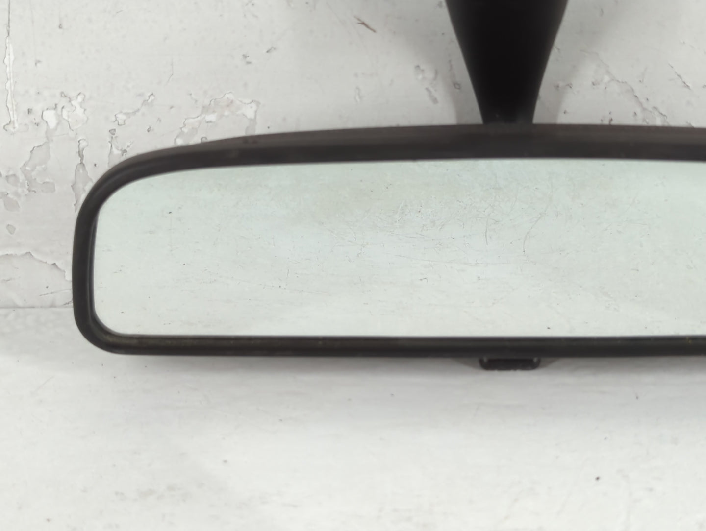 2005-2011 Hyundai Accent Interior Rear View Mirror Replacement OEM P/N:E11025400 Fits OEM Used Auto Parts - Oemusedautoparts1.com