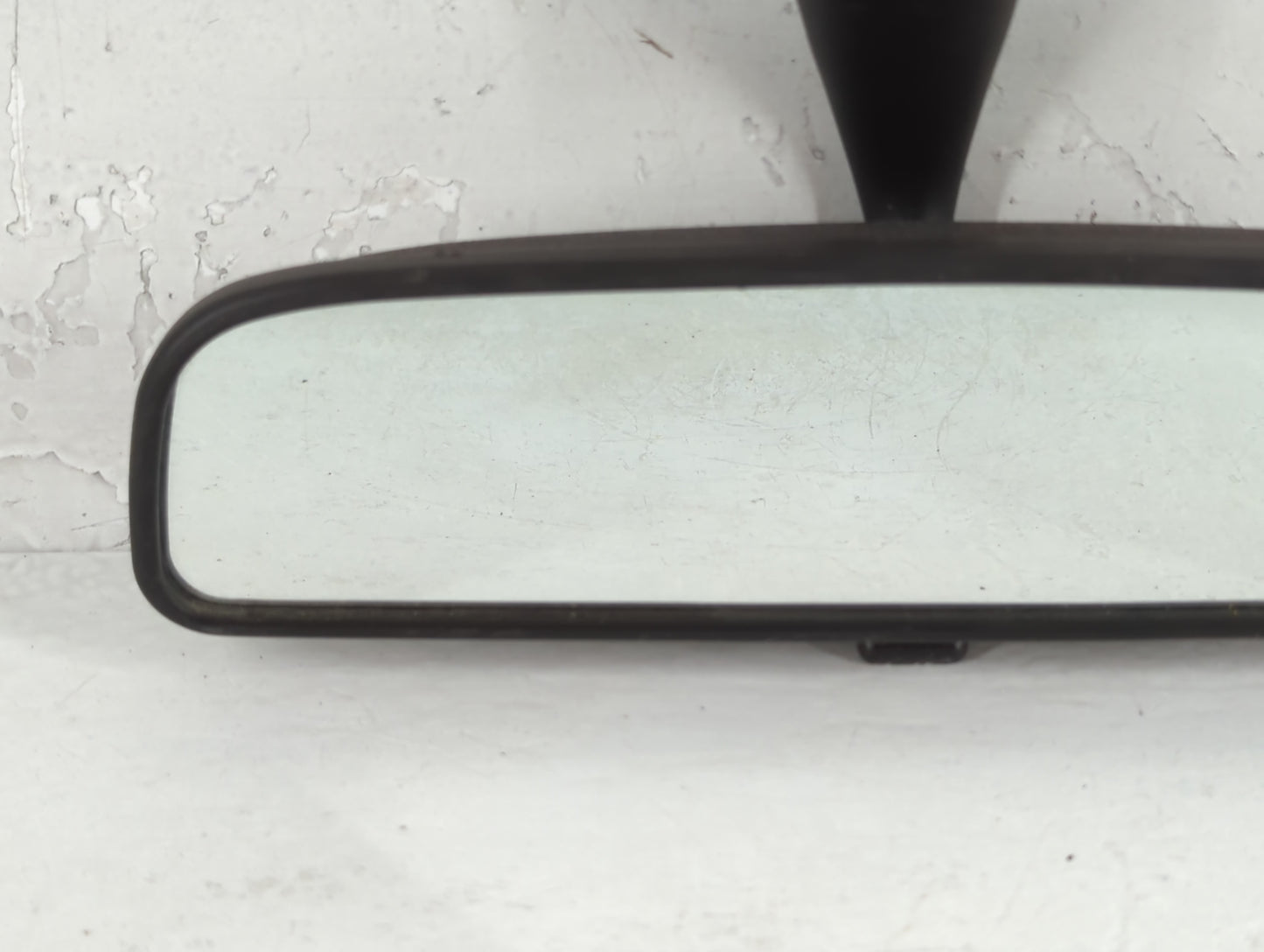 2005-2011 Hyundai Accent Interior Rear View Mirror Replacement OEM P/N:E11025400 Fits OEM Used Auto Parts - Oemusedautoparts1.com