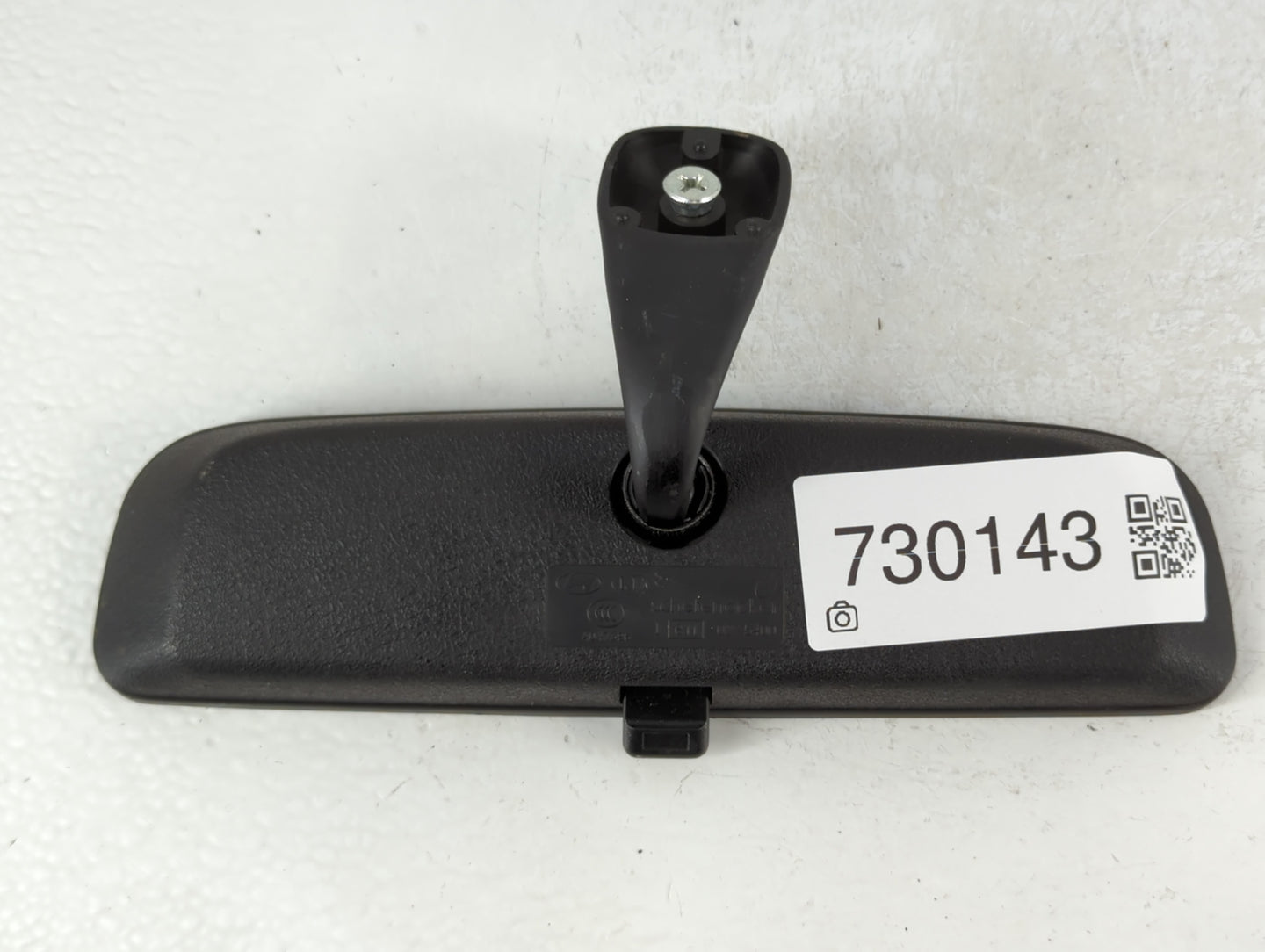 2005-2011 Hyundai Accent Interior Rear View Mirror Replacement OEM P/N:E11025400 Fits OEM Used Auto Parts - Oemusedautoparts1.com