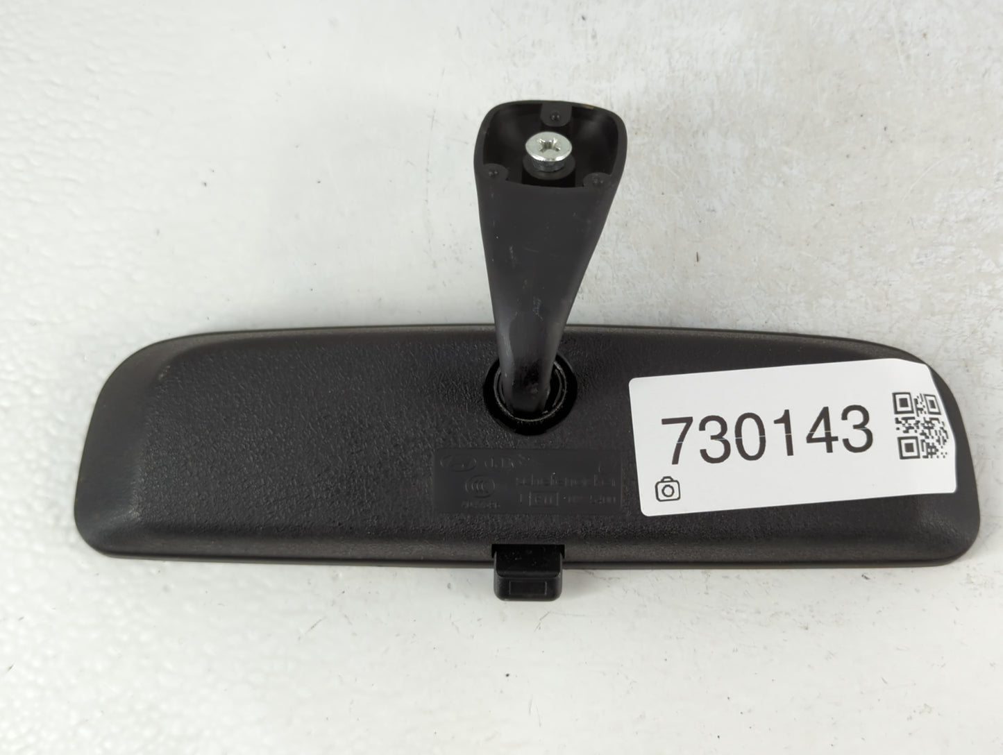 2005-2011 Hyundai Accent Interior Rear View Mirror Replacement OEM P/N:E11025400 Fits OEM Used Auto Parts - Oemusedautoparts1.com