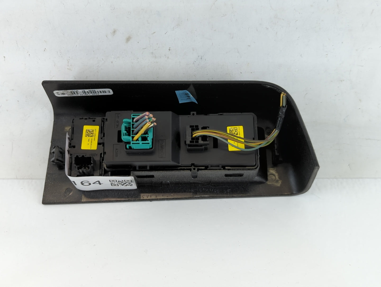 2019 Dodge Caravan Master Power Window Switch Replacement Driver Side Left P/N:BC3T-14963-ACW Fits OEM Used Auto Parts - Oemusedautoparts1.com