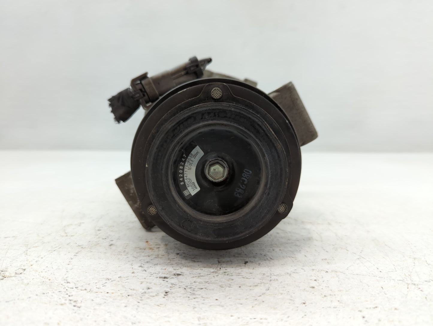2017-2021 Chevrolet Express 2500 Air Conditioning A/c Ac Compressor Oem - Oemusedautoparts1.com