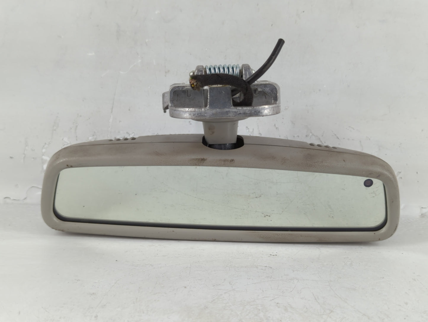 2007 Mercedes-Benz S550 Interior Rear View Mirror Replacement OEM P/N:2218100817 Fits OEM Used Auto Parts - Oemusedautoparts1.com