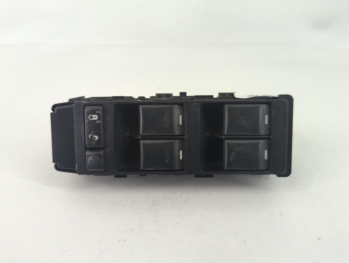 2011-2015 Hyundai Sonata Master Power Window Switch Replacement Driver Side Left P/N:3318A 04602781AA Fits OEM Used Auto Parts - Oemusedautoparts1.com