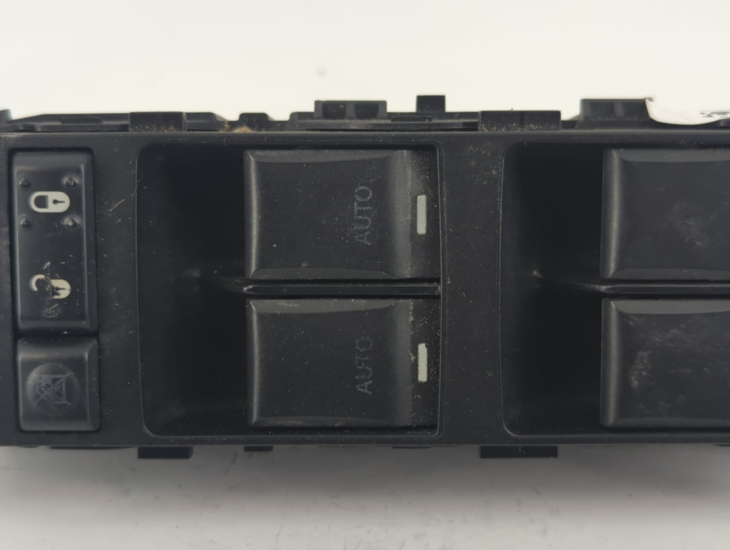 2011-2015 Hyundai Sonata Master Power Window Switch Replacement Driver Side Left P/N:3318A 04602781AA Fits OEM Used Auto Parts - Oemusedautoparts1.com