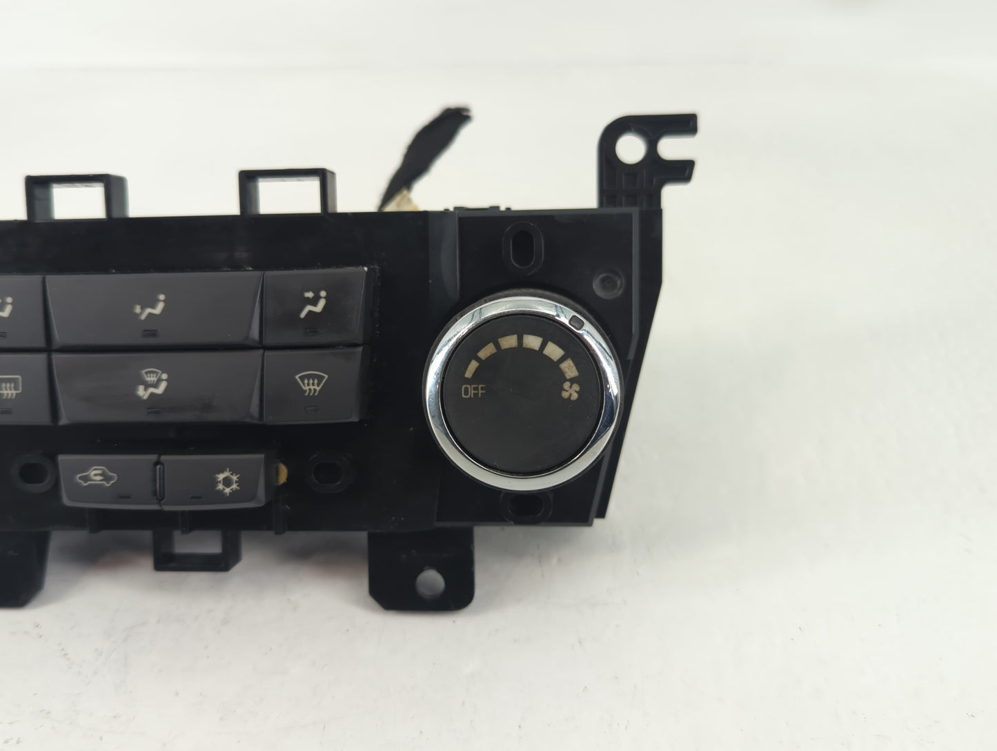 2014 Chevrolet Cruze Climate Control Module Temperature AC/Heater Replacement P/N:95146207 Fits OEM Used Auto Parts - Oemusedautoparts1.com