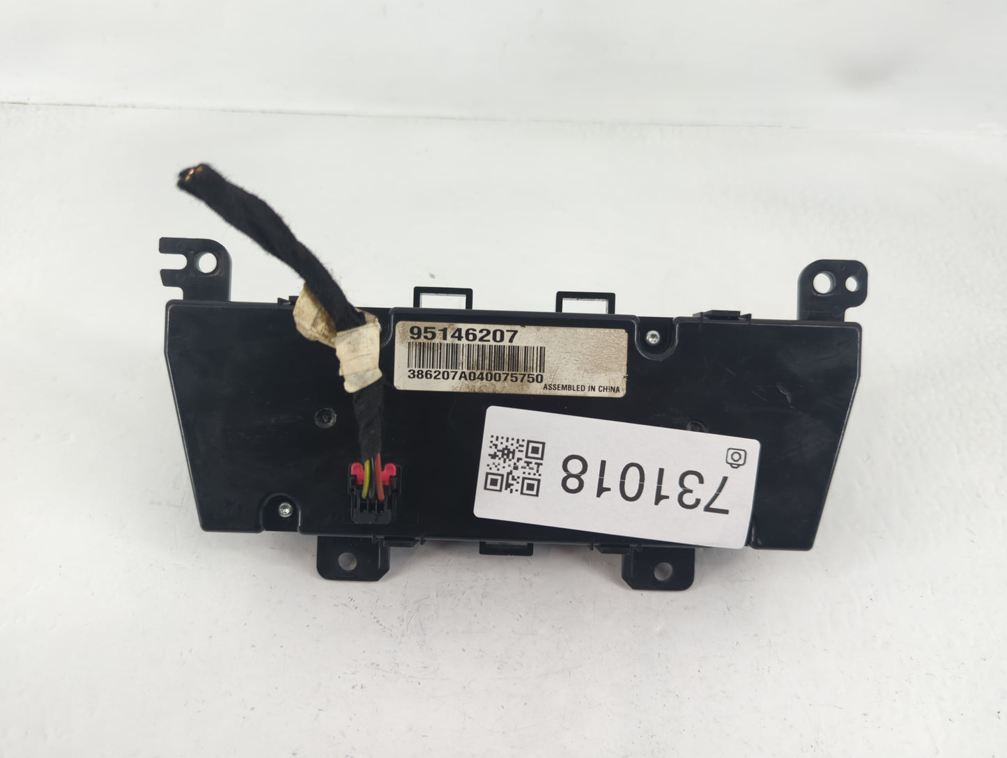 2014 Chevrolet Cruze Climate Control Module Temperature AC/Heater Replacement P/N:95146207 Fits OEM Used Auto Parts - Oemusedautoparts1.com