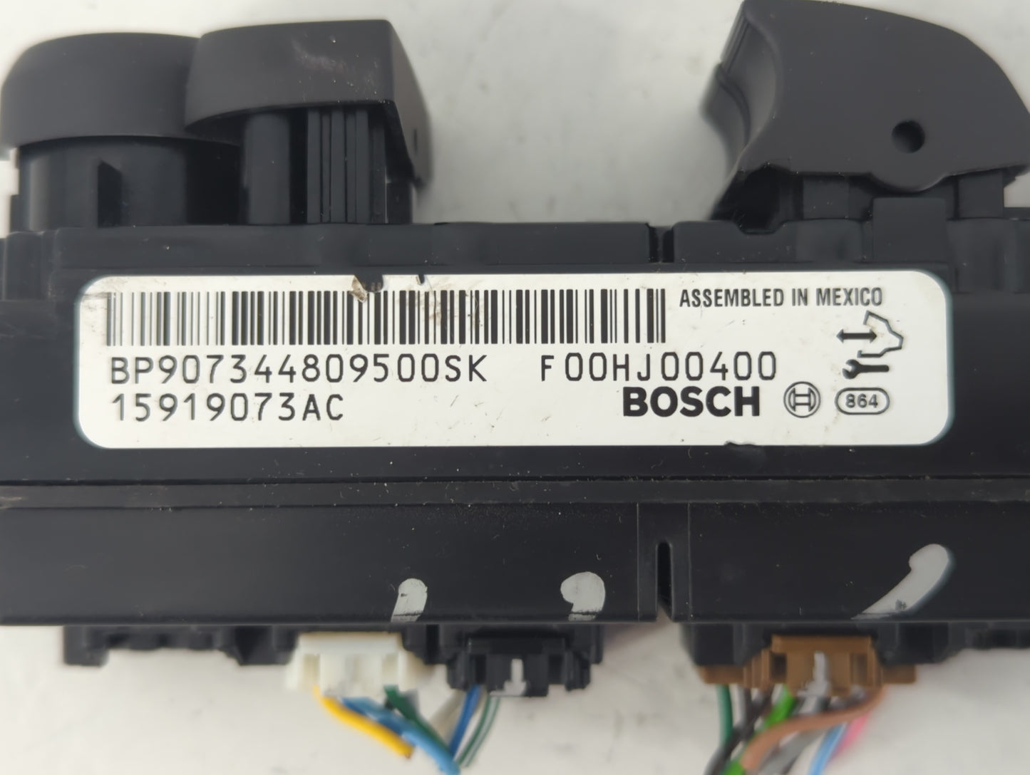 2007-2009 Cadillac Srx Master Power Window Switch Replacement Driver Side Left P/N:F00HJ00400 15919073AC Fits Fits 2007 2008 2009 OEM Used Auto Parts - Oemusedautoparts1.com