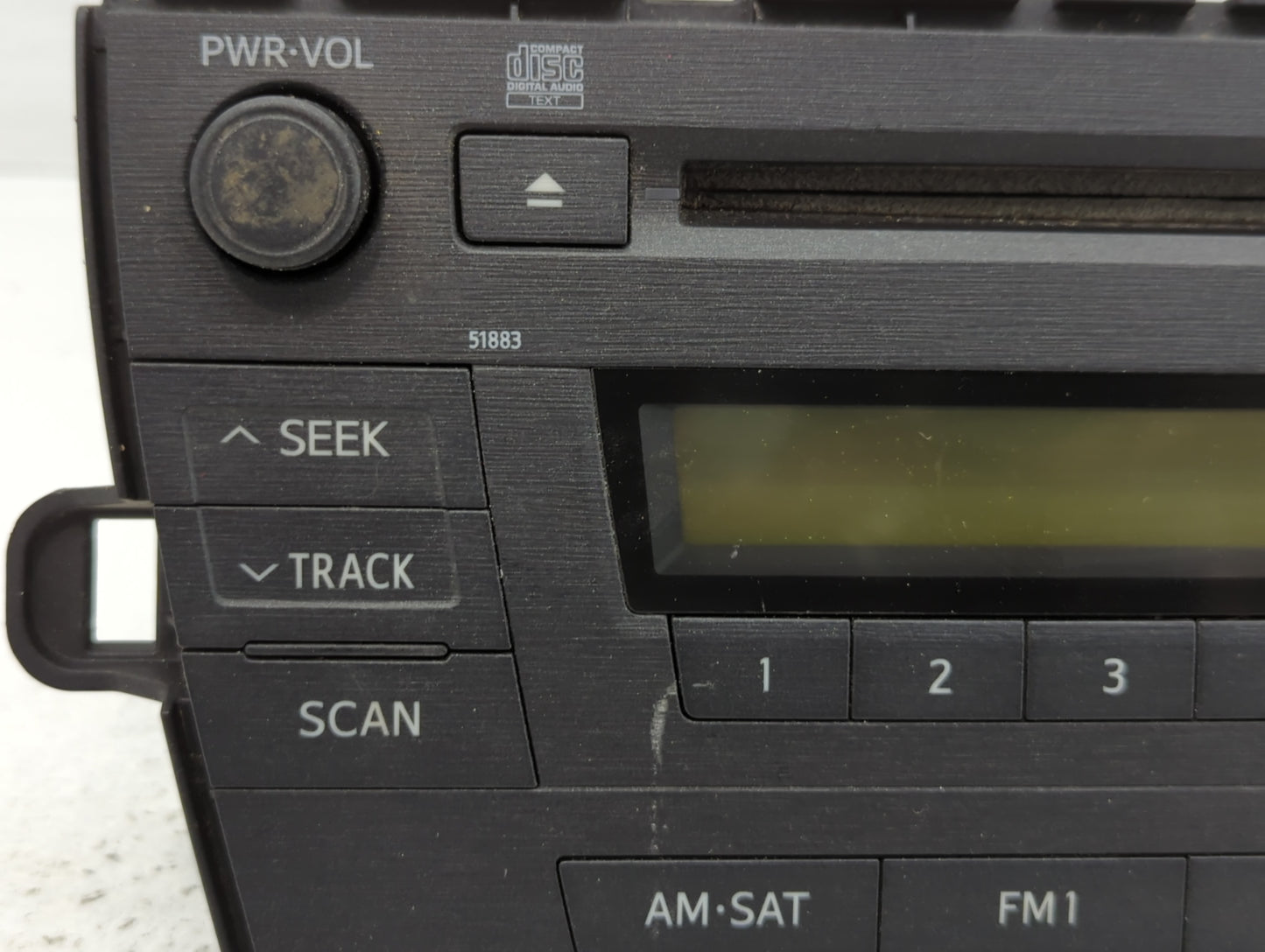 2010-2011 Toyota Prius Radio AM FM Cd Player Receiver Replacement P/N:86120-47290 Fits Fits 2010 2011 OEM Used Auto Parts - Oemusedautoparts1.com