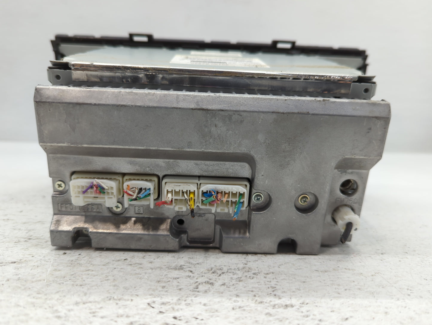 2010-2011 Toyota Prius Radio AM FM Cd Player Receiver Replacement P/N:86120-47290 Fits Fits 2010 2011 OEM Used Auto Parts - Oemusedautoparts1.com