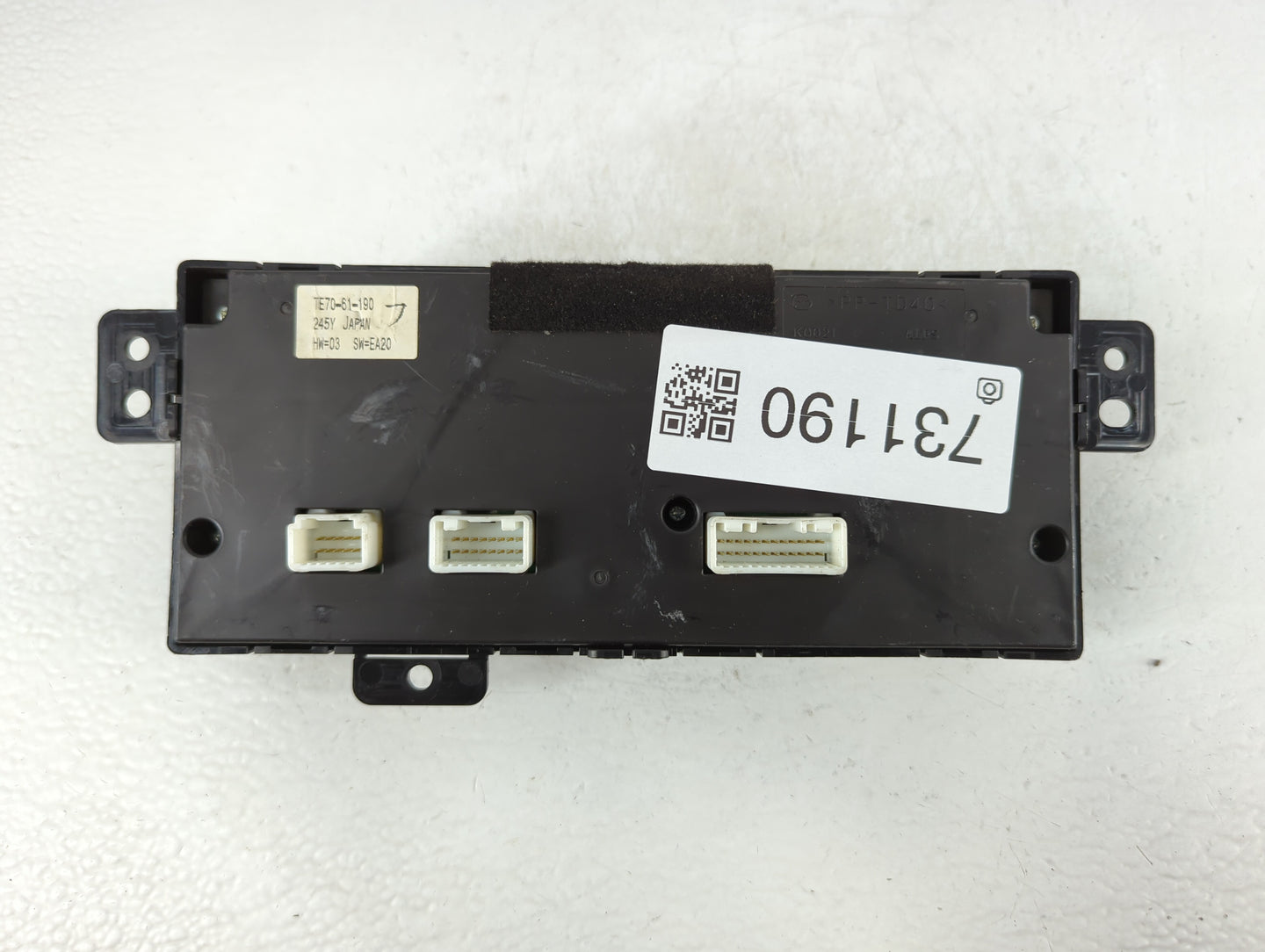 2010-2015 Mazda Cx-9 Climate Control Module Temperature AC/Heater Replacement P/N:TE70-61-190 Fits OEM Used Auto Parts - Oemusedautoparts1.com