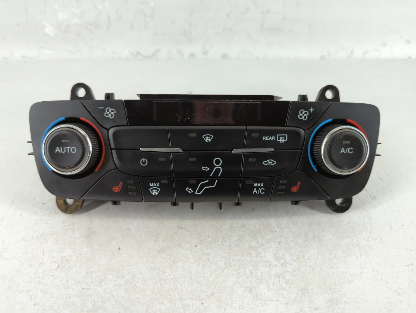 2017 Ford Escape Climate Control Module Temperature AC/Heater Replacement P/N:GJ5T-18C612-CE Fits OEM Used Auto Parts - Oemusedautoparts1.com